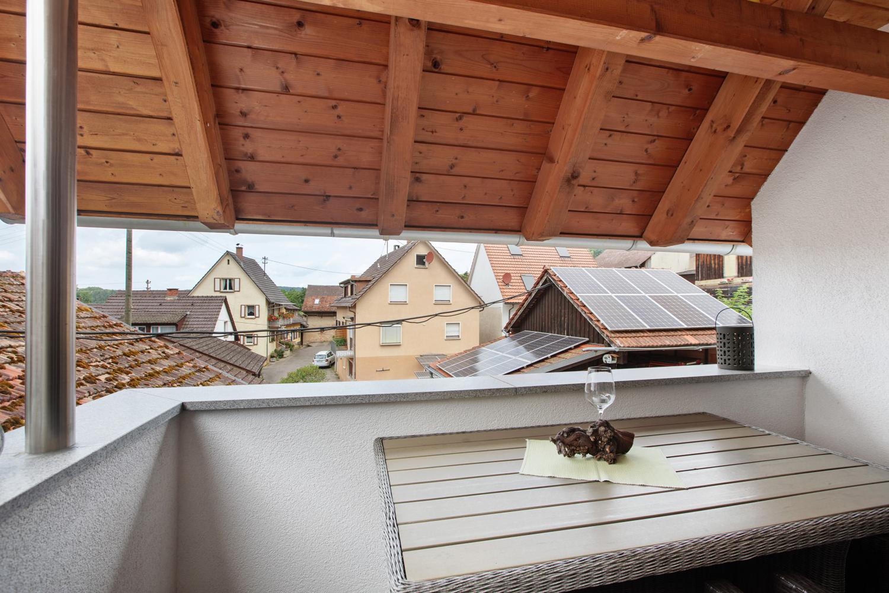 Two-Bedroom Deluxe Apartment with Garden View photo 2