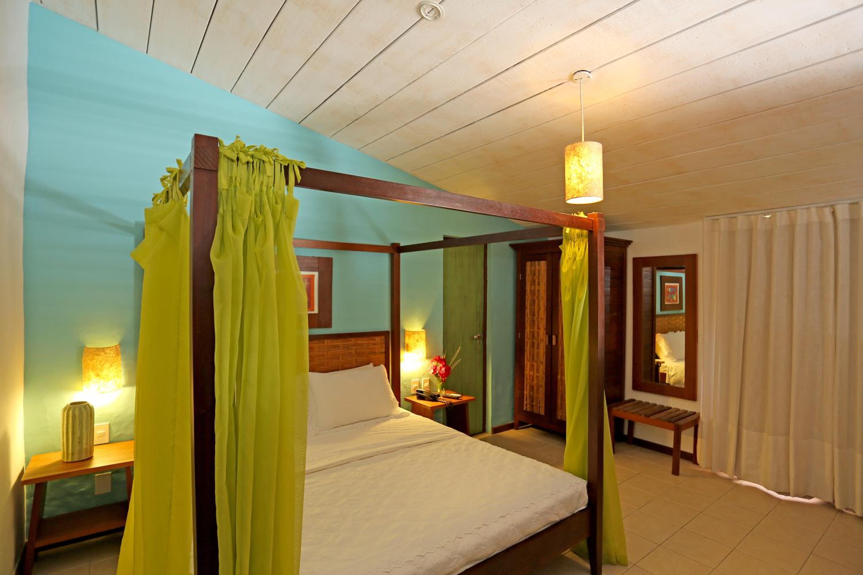 Suite - Photo 3