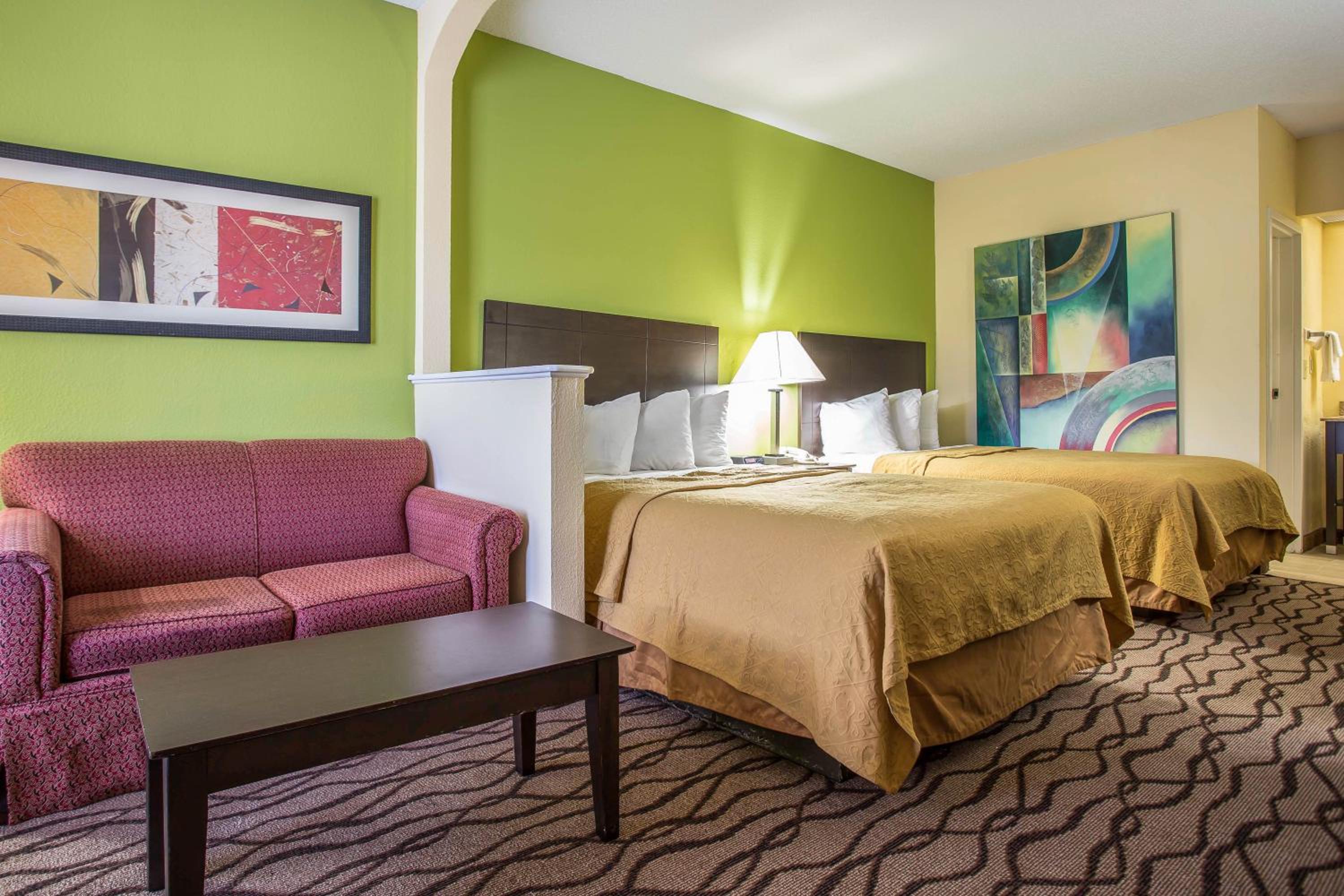 Double Room with Two Double Beds - Non-Smoking - Photo 4