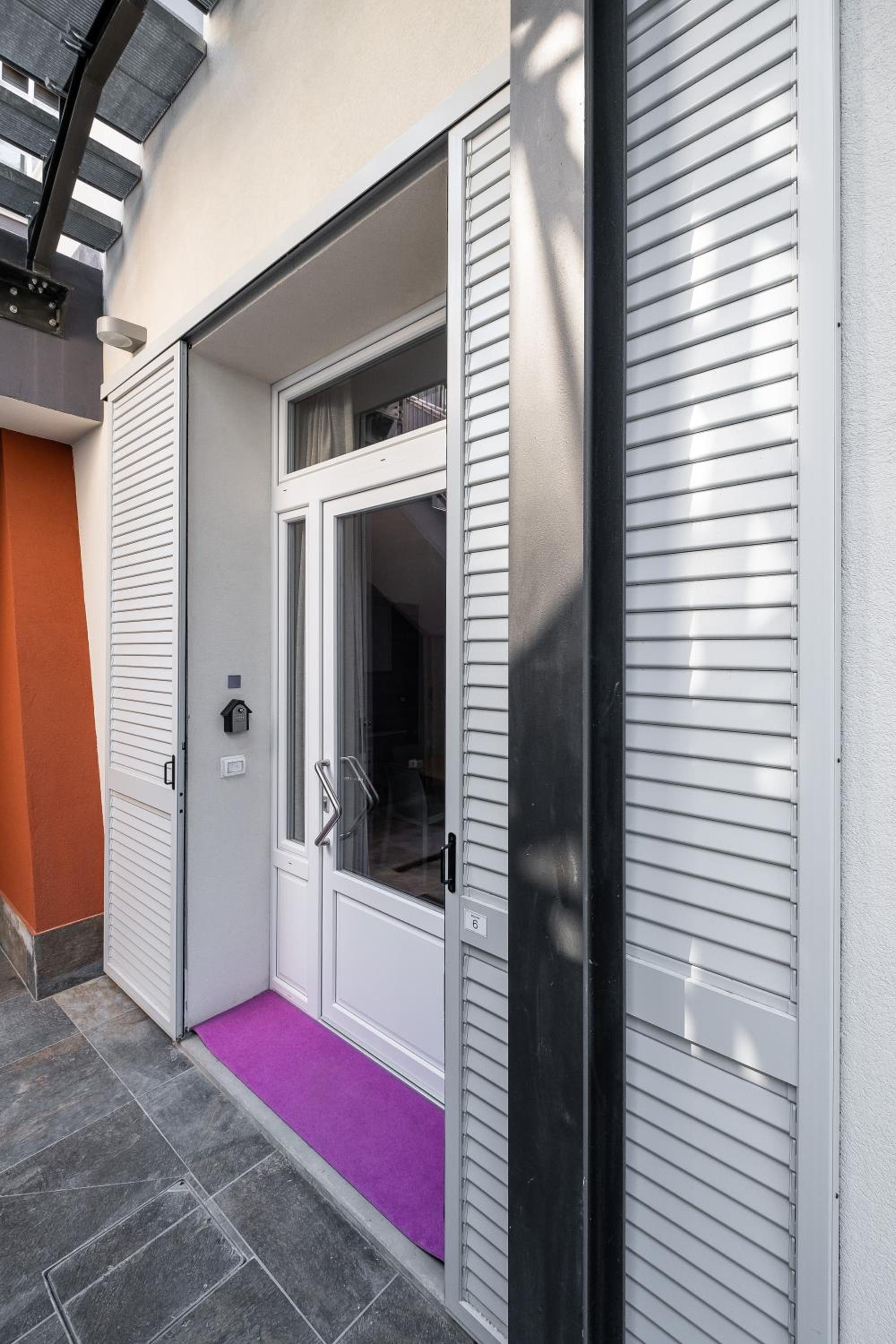 Standard Apartment