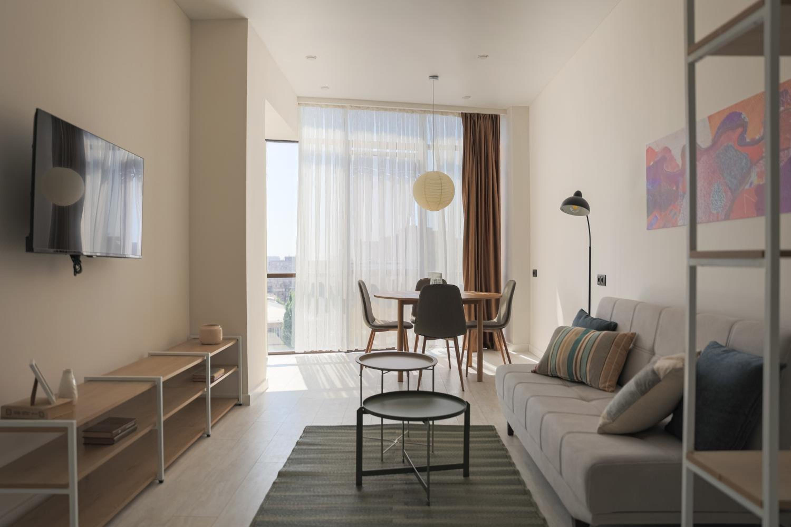 Two-Bedroom Apartment with Balcony photo 3