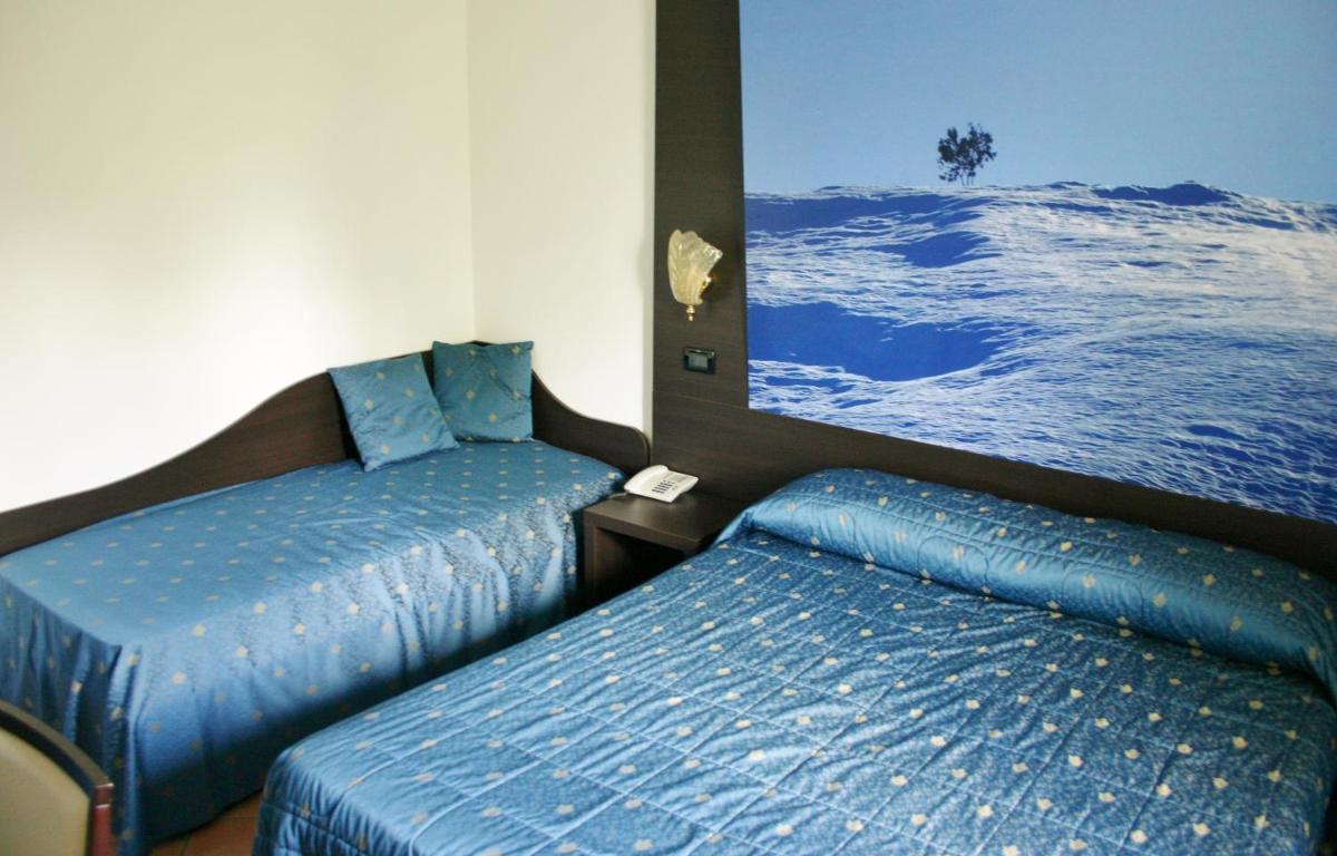 Standard Triple Room photo 1