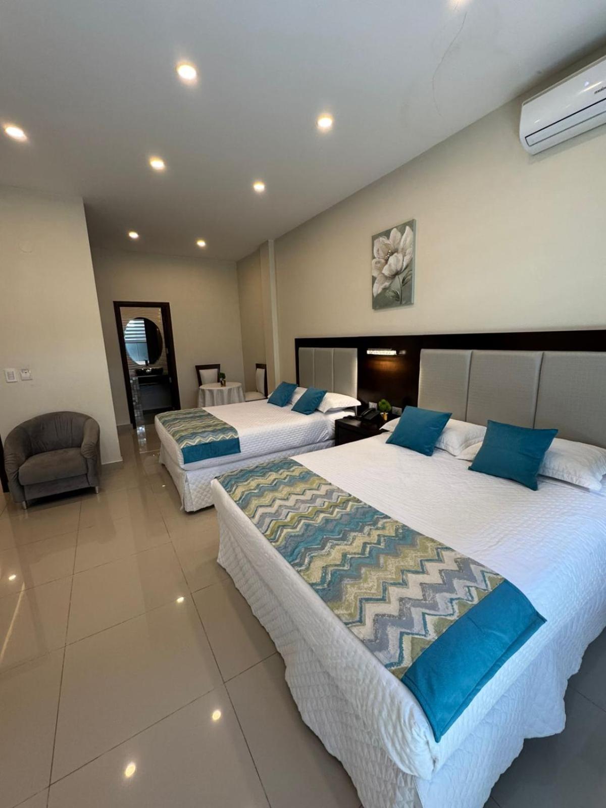 Standard Queen Room with Two Queen Beds