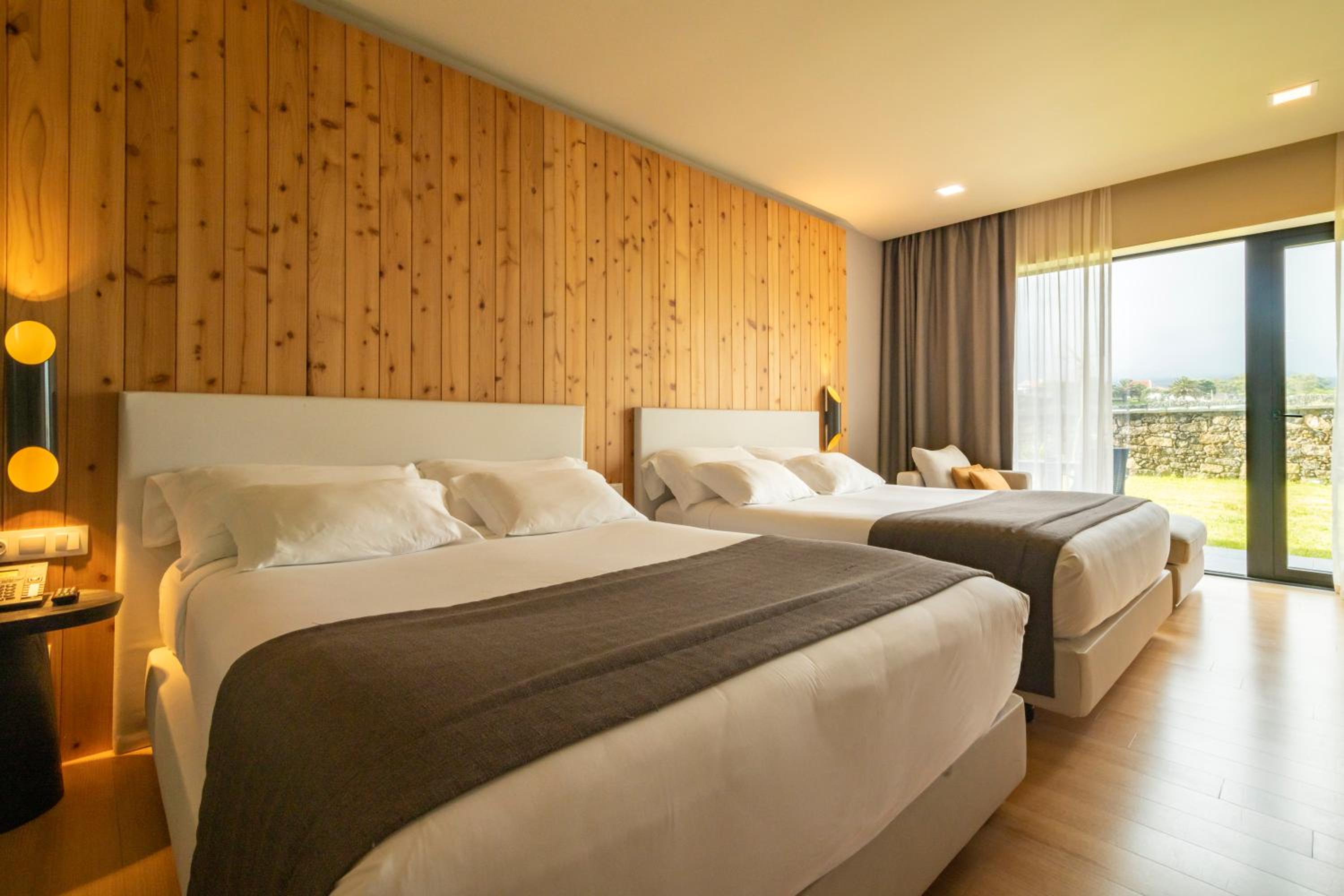 Superior King Room photo 2