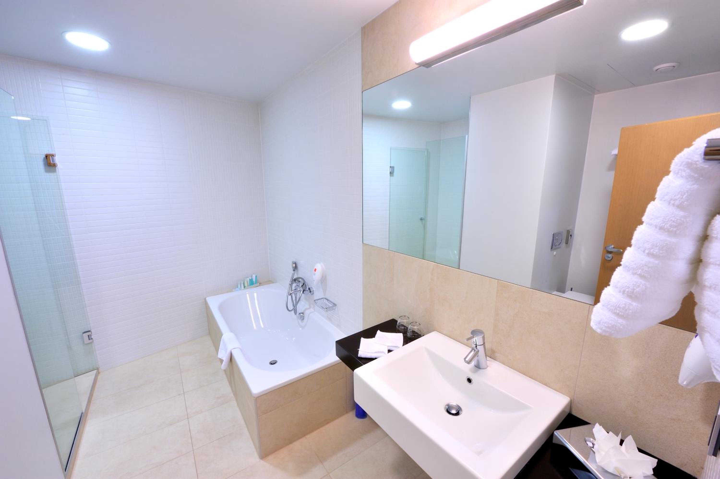 Junior Suite with free parking - Photo 5