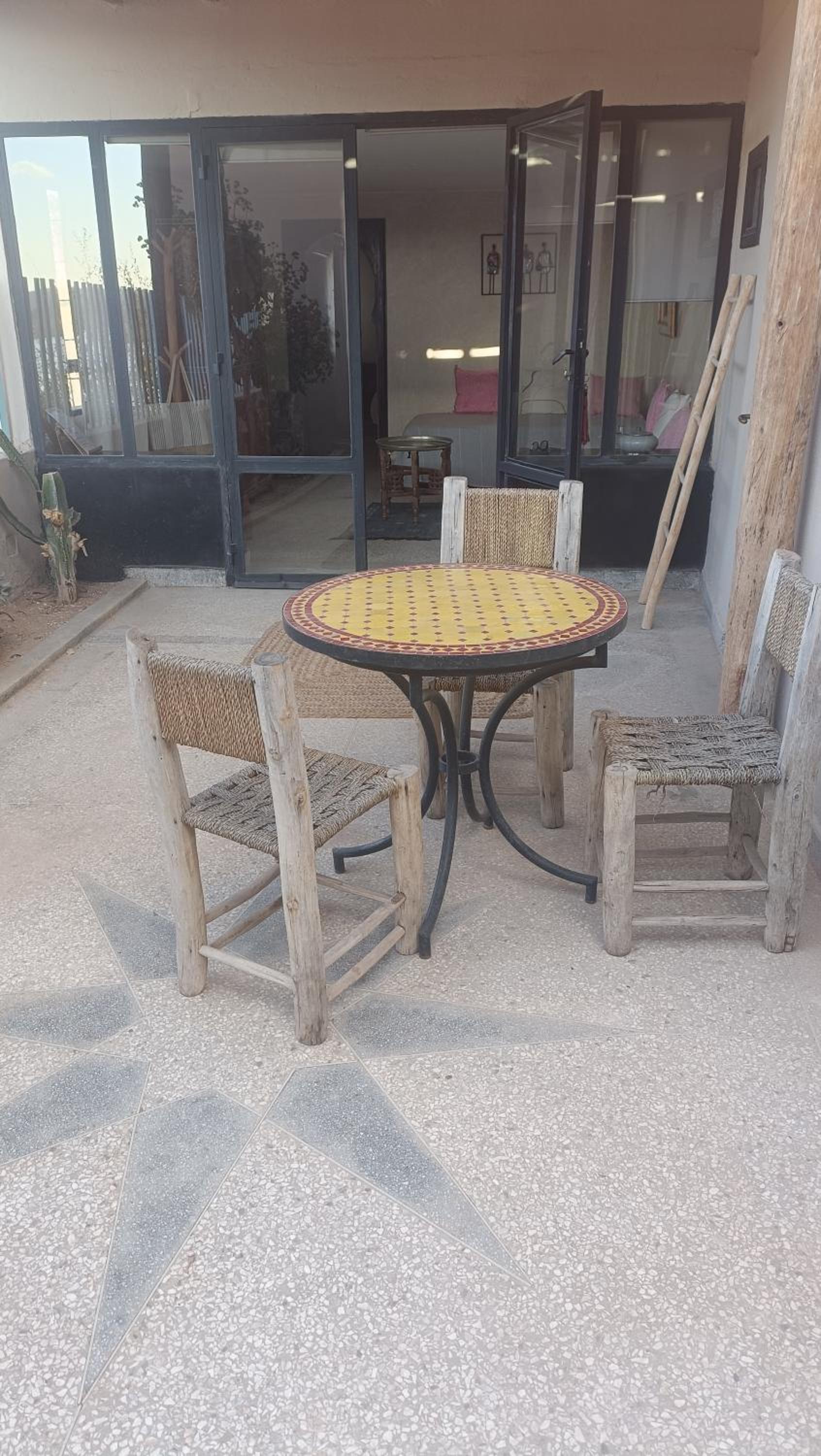Jaune Triple Room - Photo 4