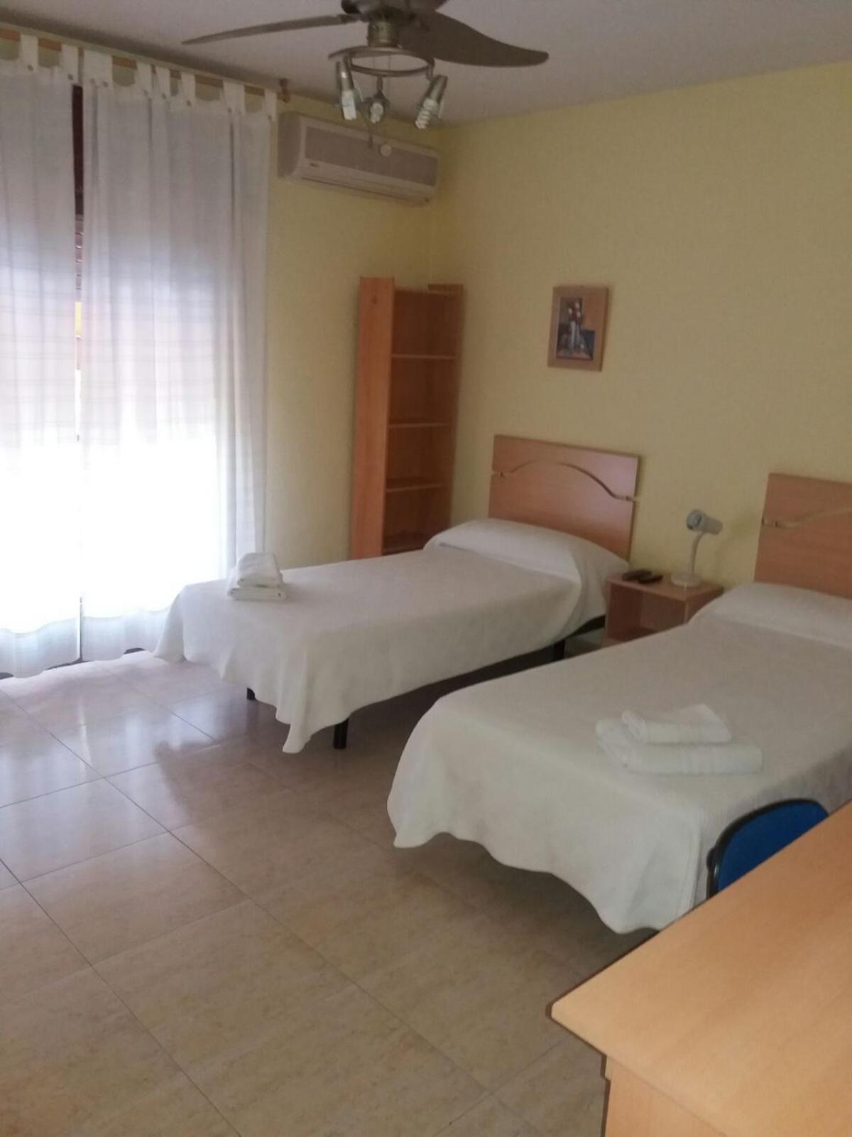 Twin Room with Shared Bathroom