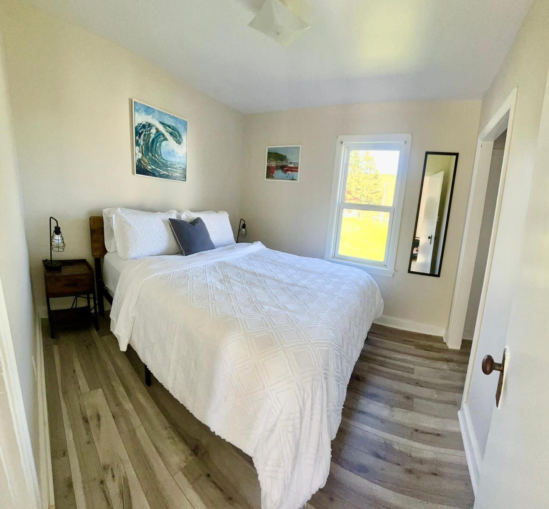 Two-Bedroom House photo 3