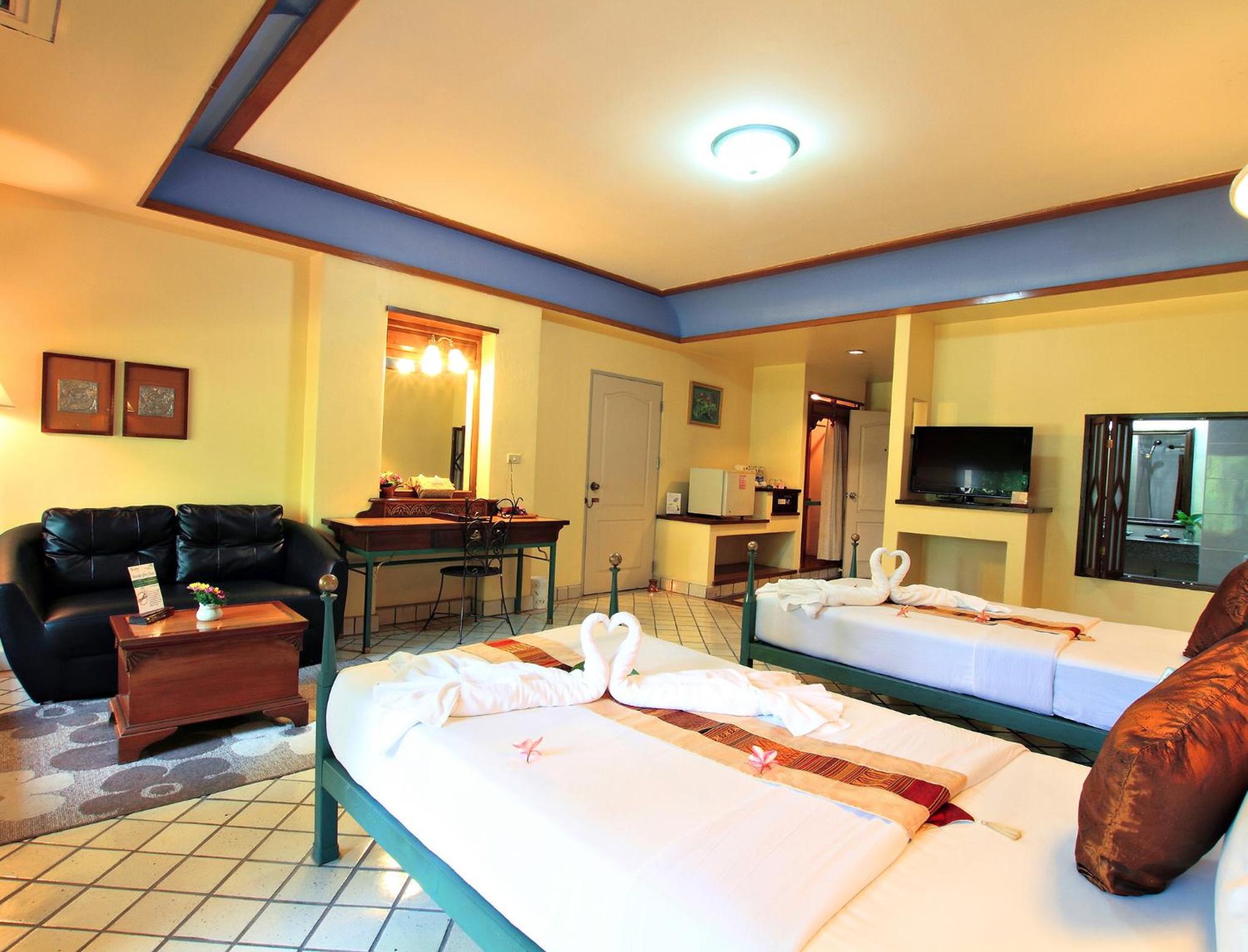 Large Twin Room photo 3