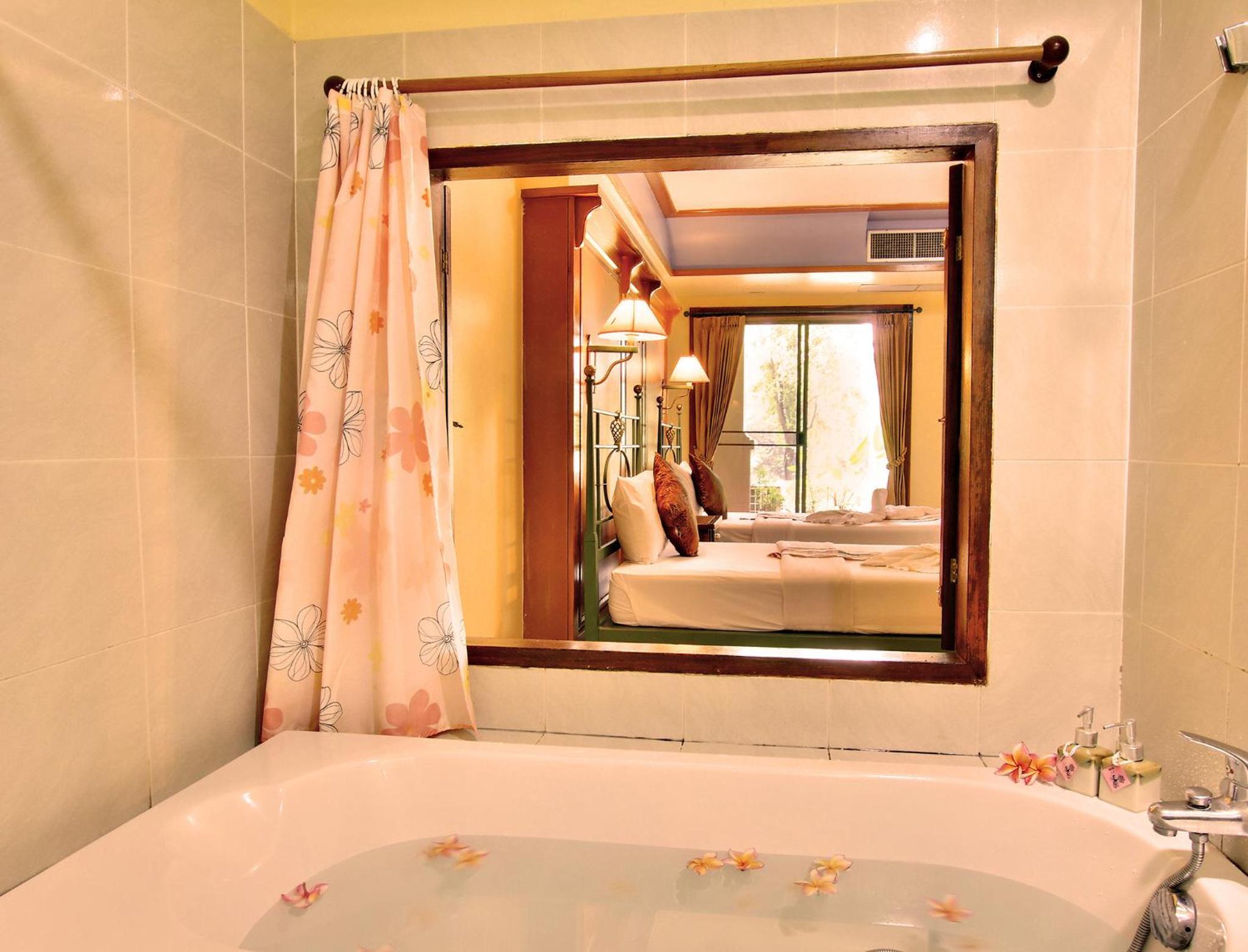 Large Twin Room photo 2