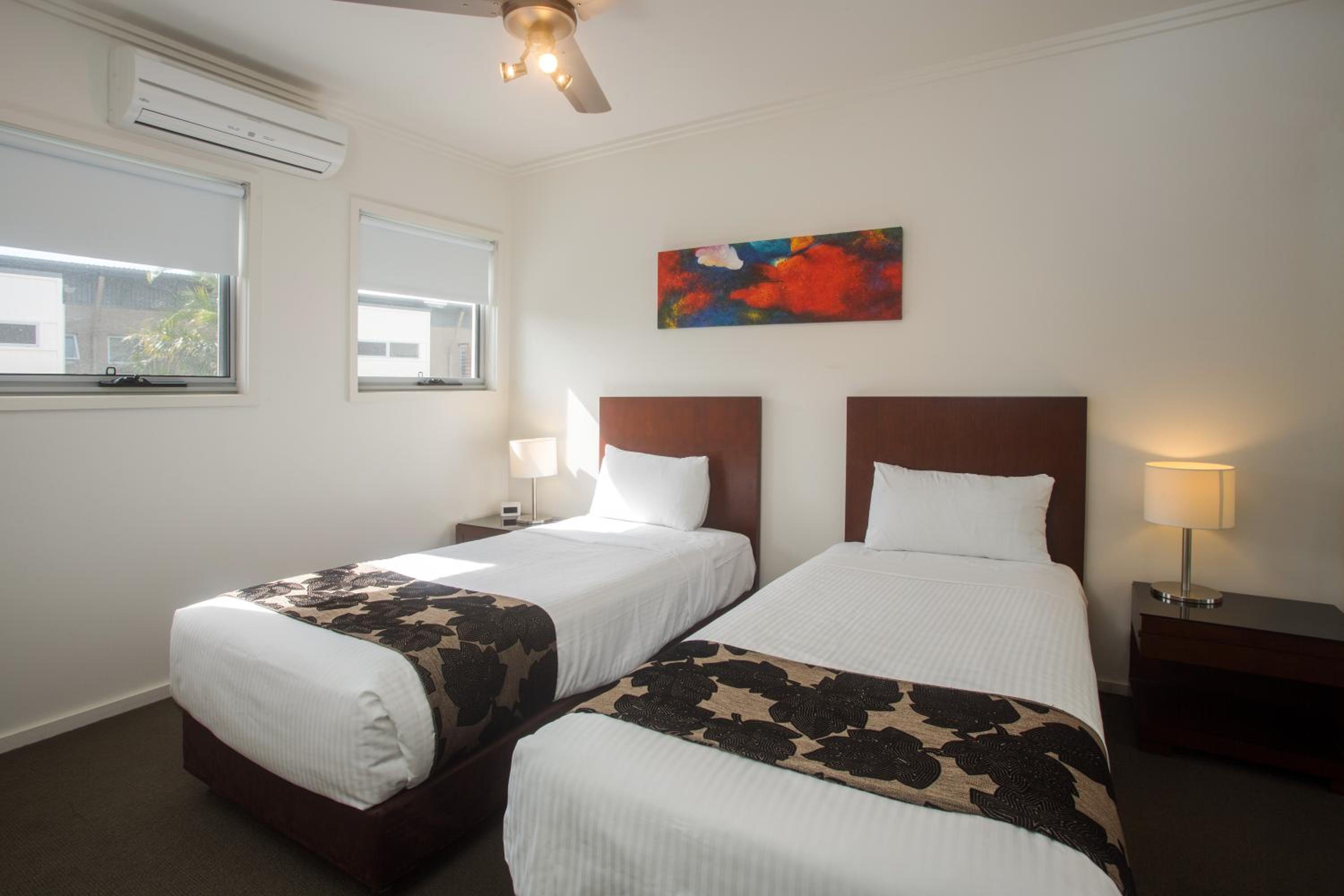 Two-Bedroom Classic Villa - Photo 3