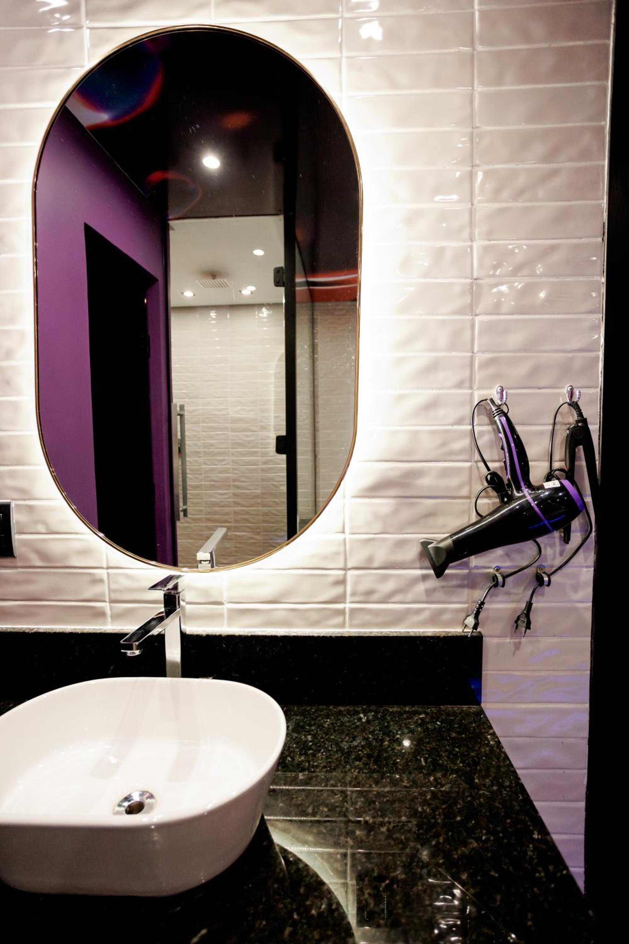 King Suite with Spa Bath photo 1
