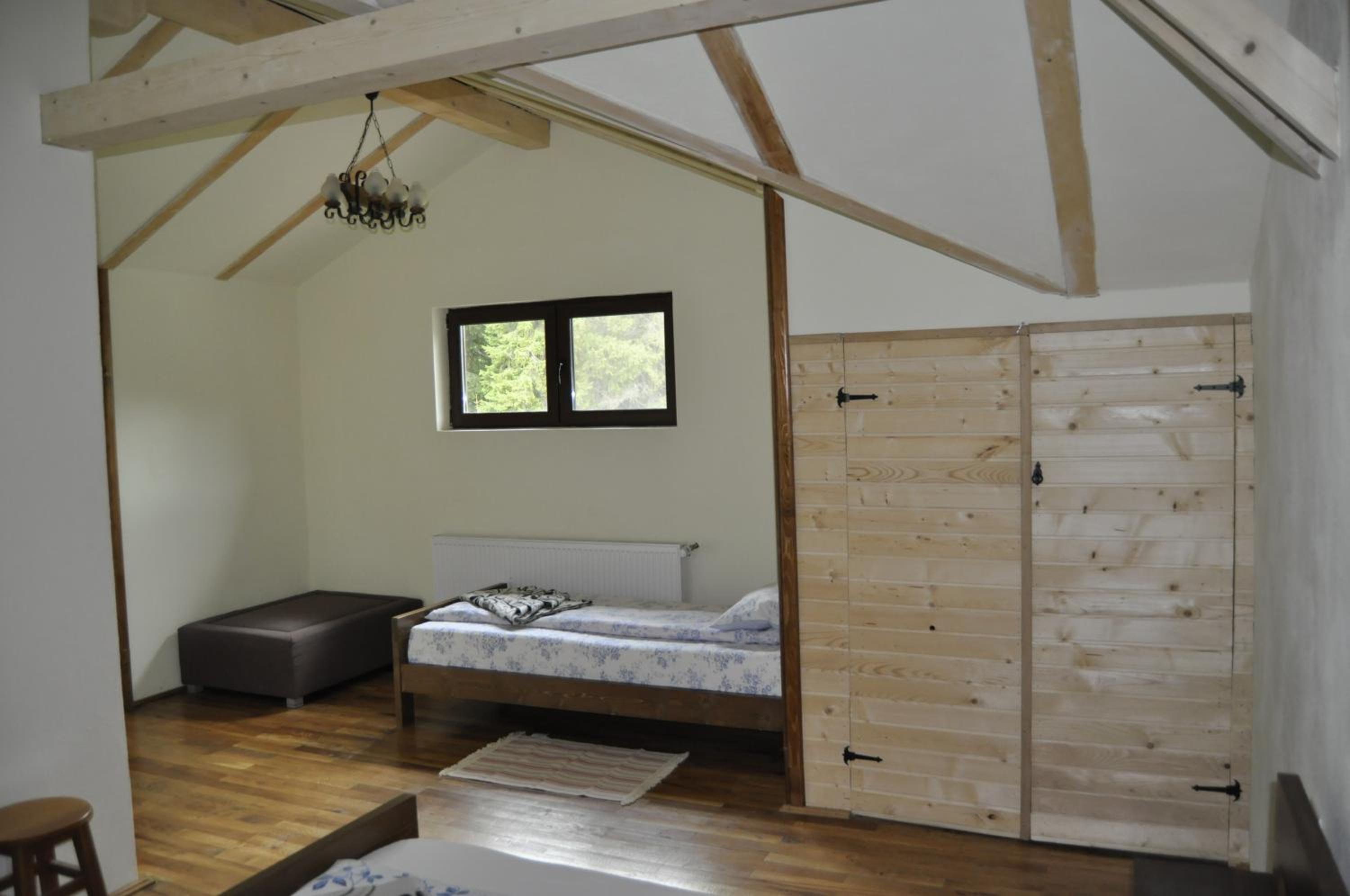 Family Room - Photo 20