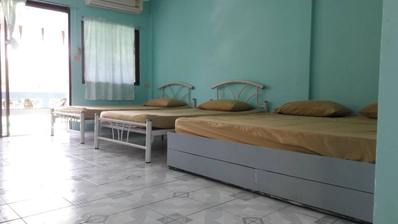 Apartment with Sea View photo 3