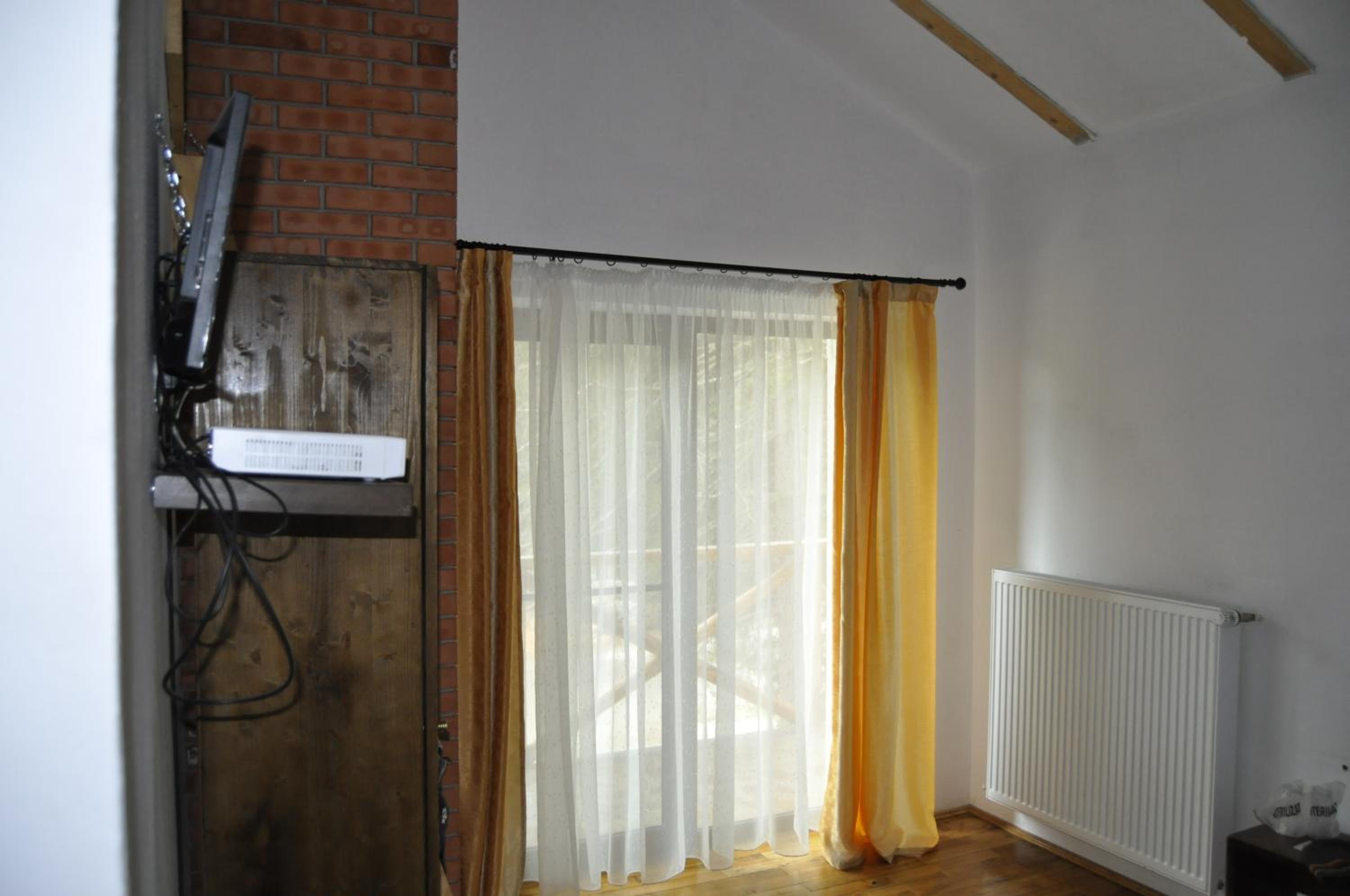 Triple Room with Balcony - Photo 15