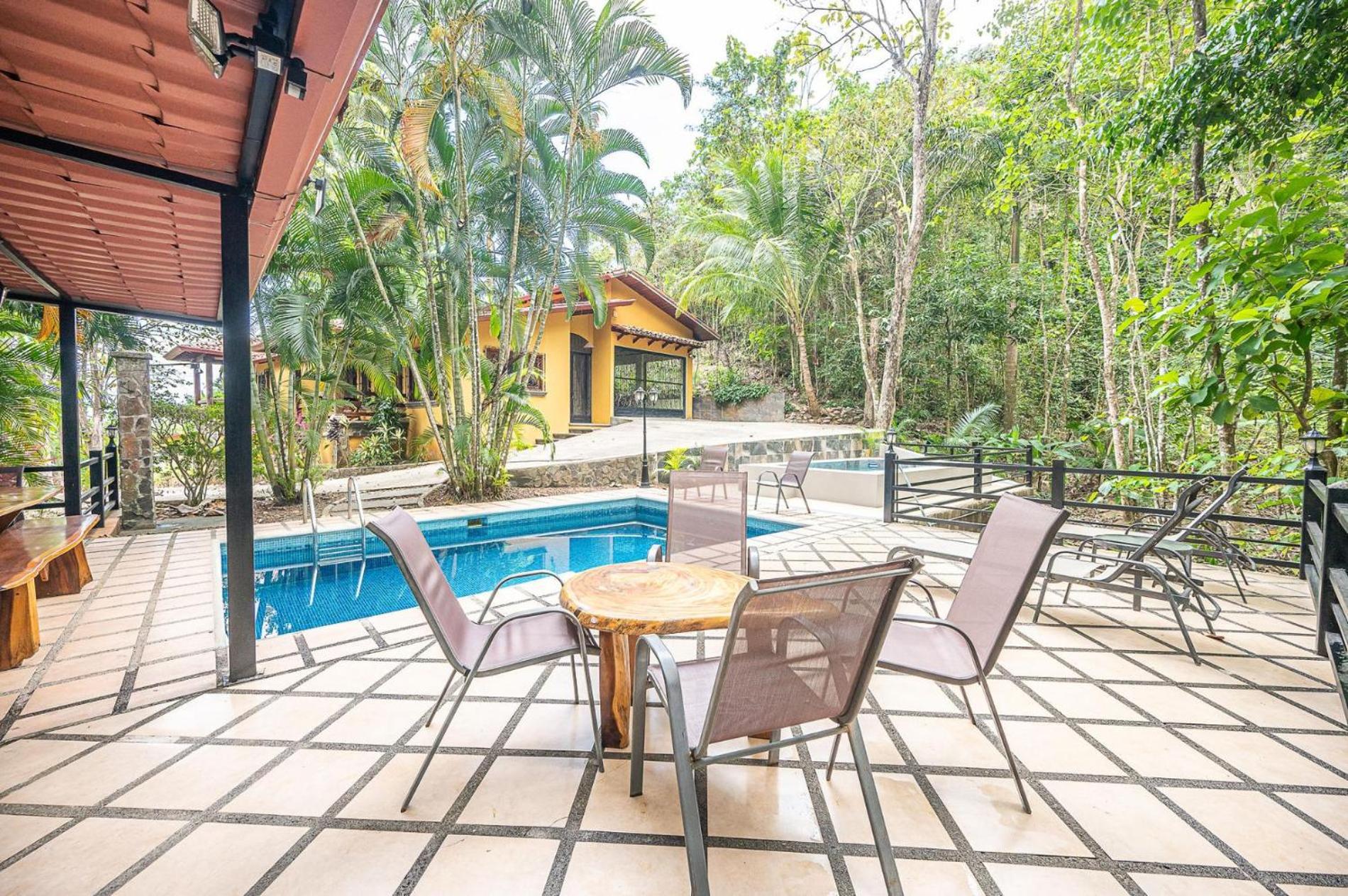 Vacation Home photo 2