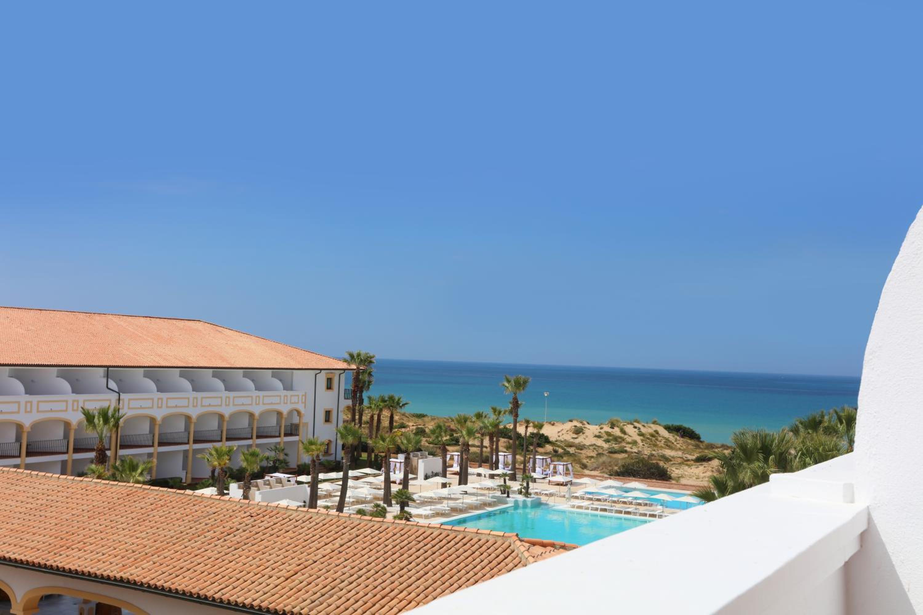 Twin Room with Side Sea View