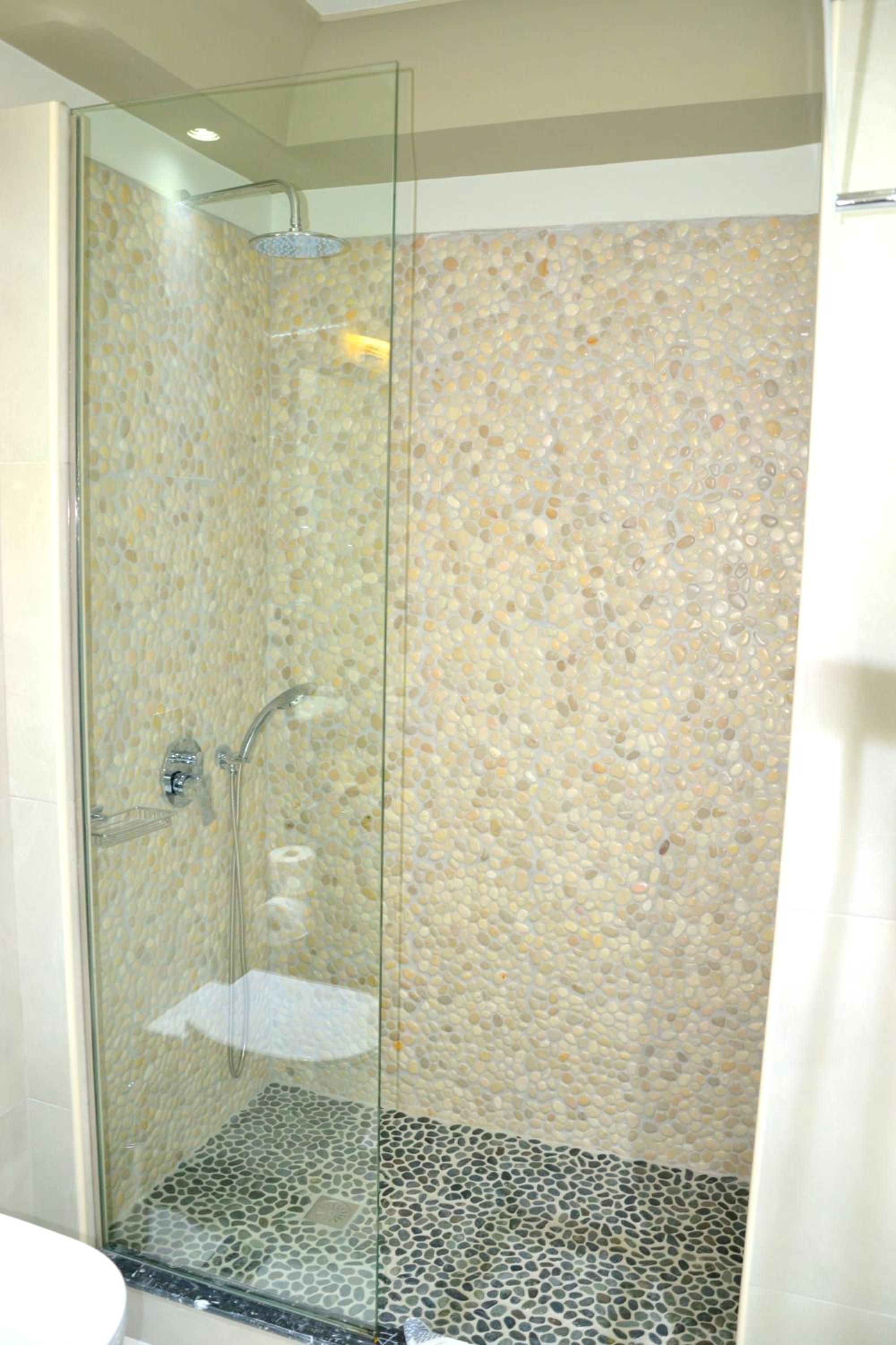 Superior Double or Twin Room - Photo 12