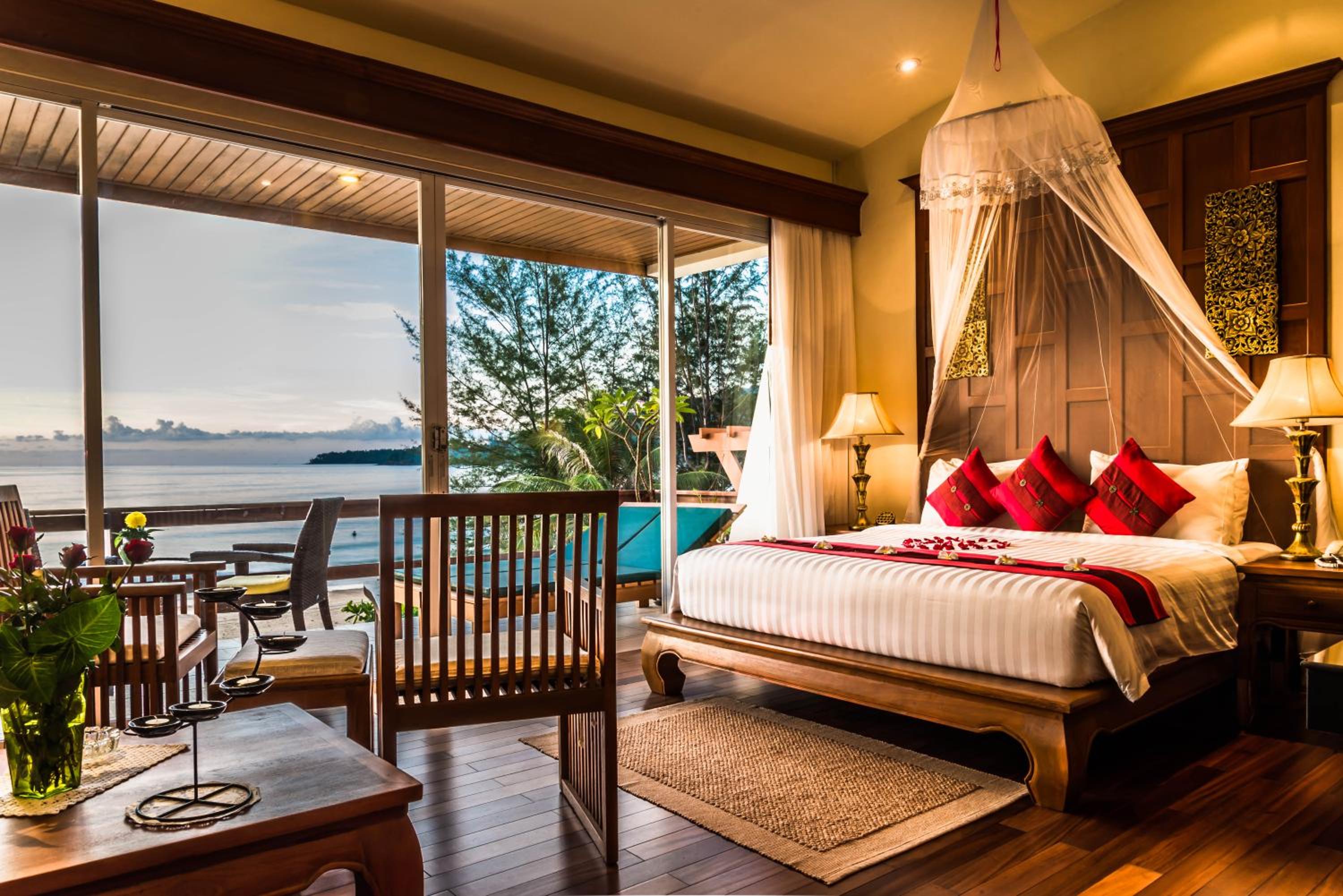 Exclusive Suite Layalina with Ocean View (Size 60 Sqm.)