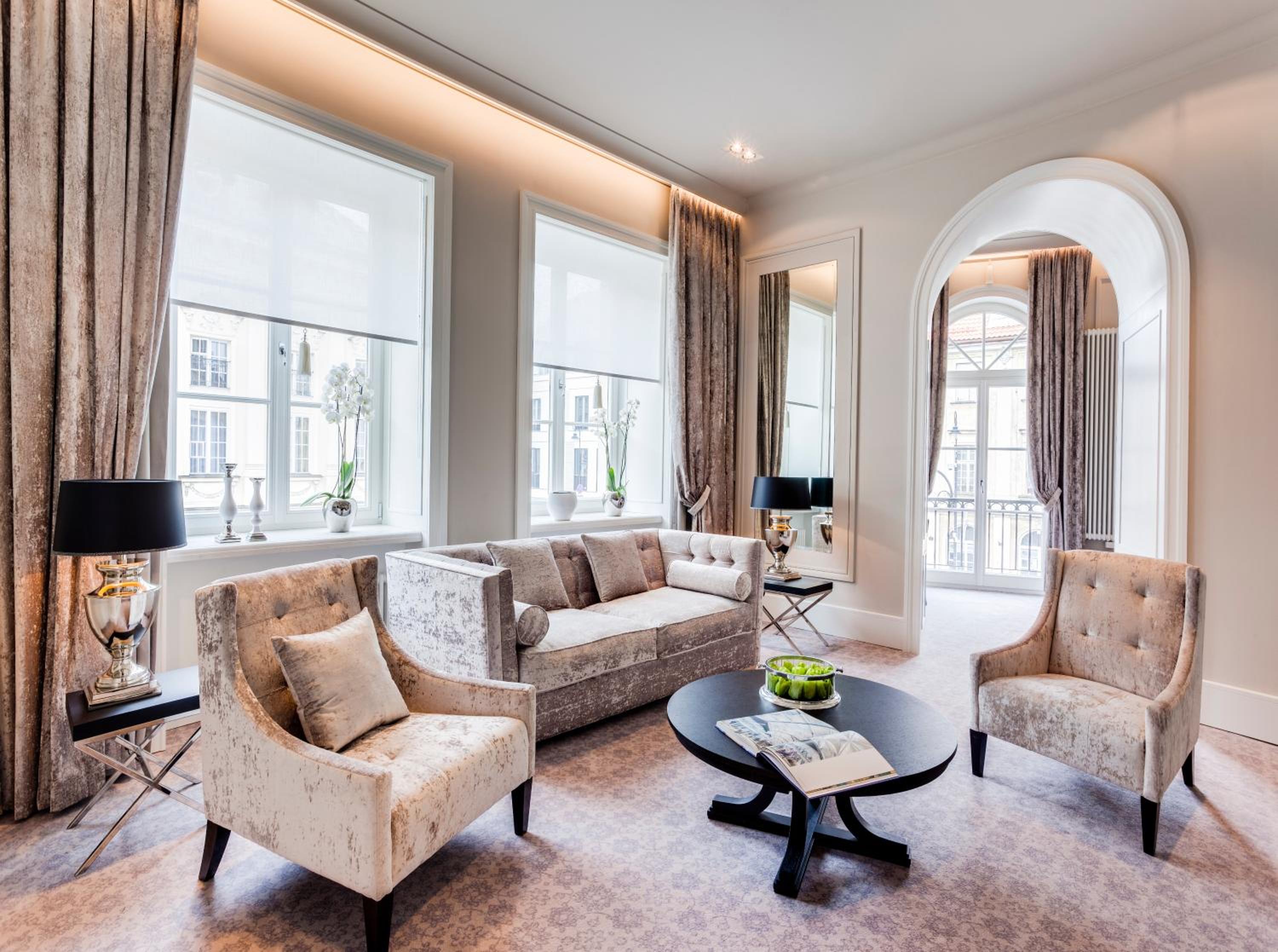 Deluxe Apartment thumbnail 6