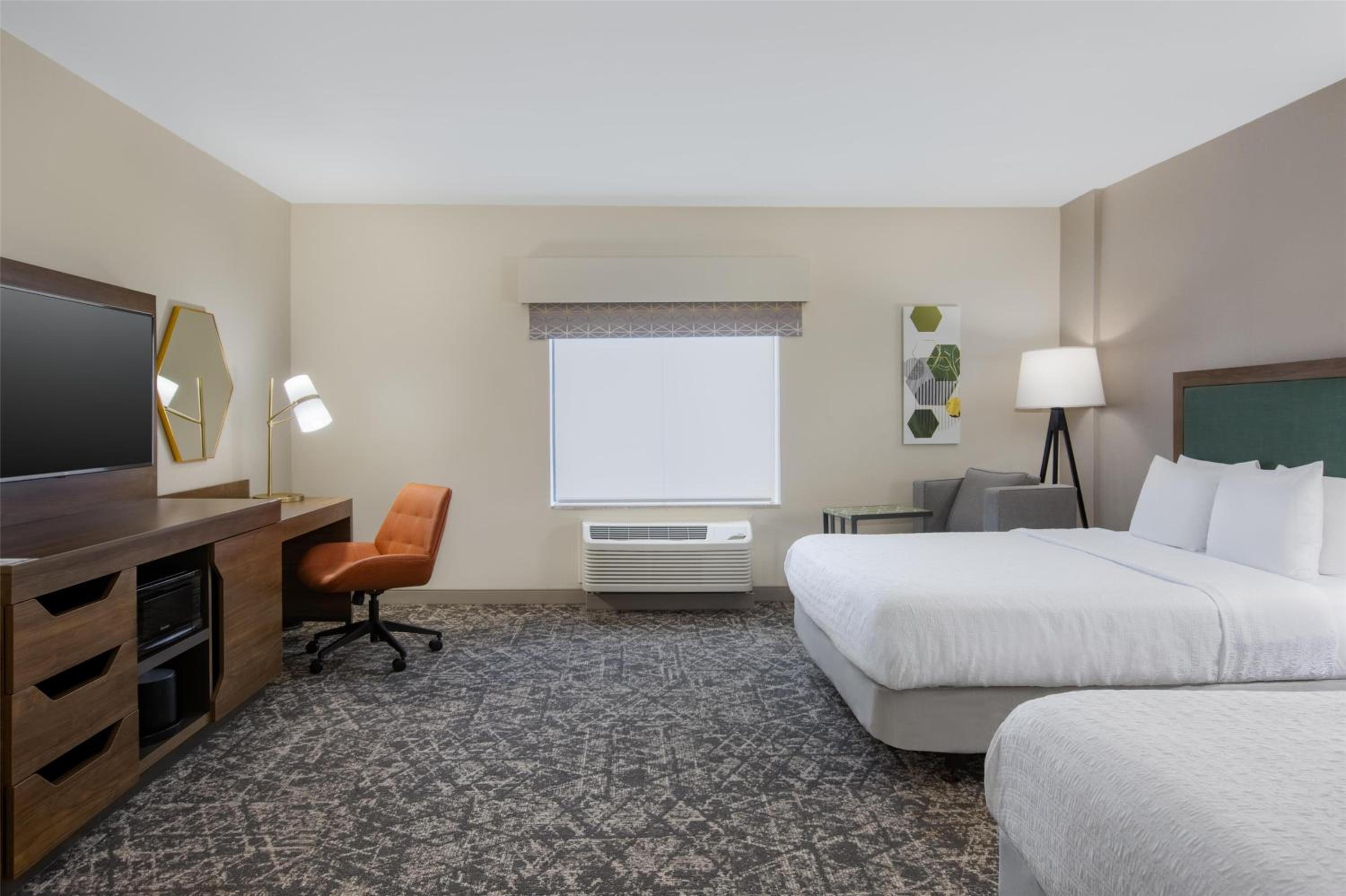 Queen Room with Two Queen Beds and Roll-In Shower - Mobility and Hearing Access/Non-Smoking