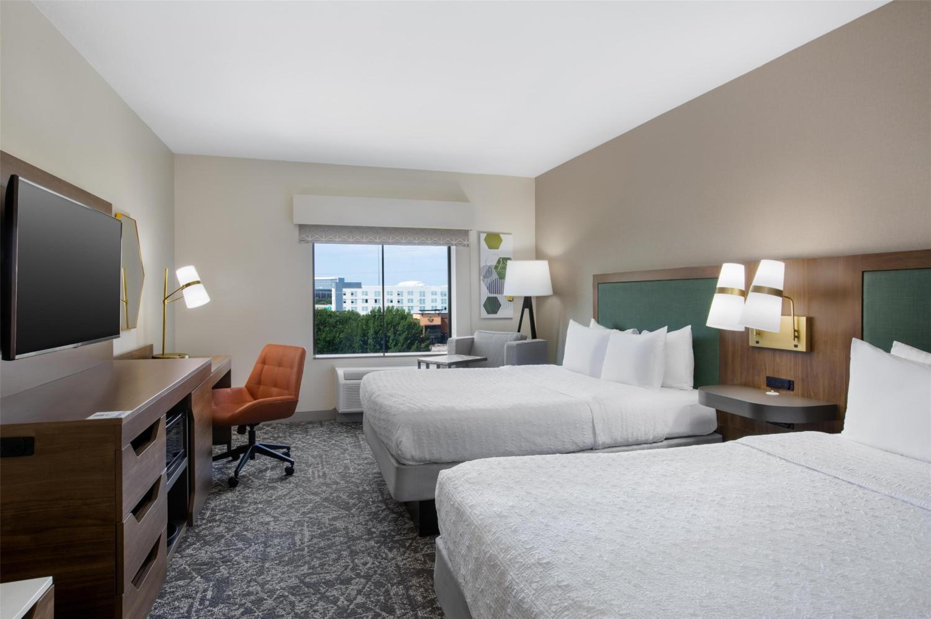 Room with Two Queen Beds - Non-Smoking