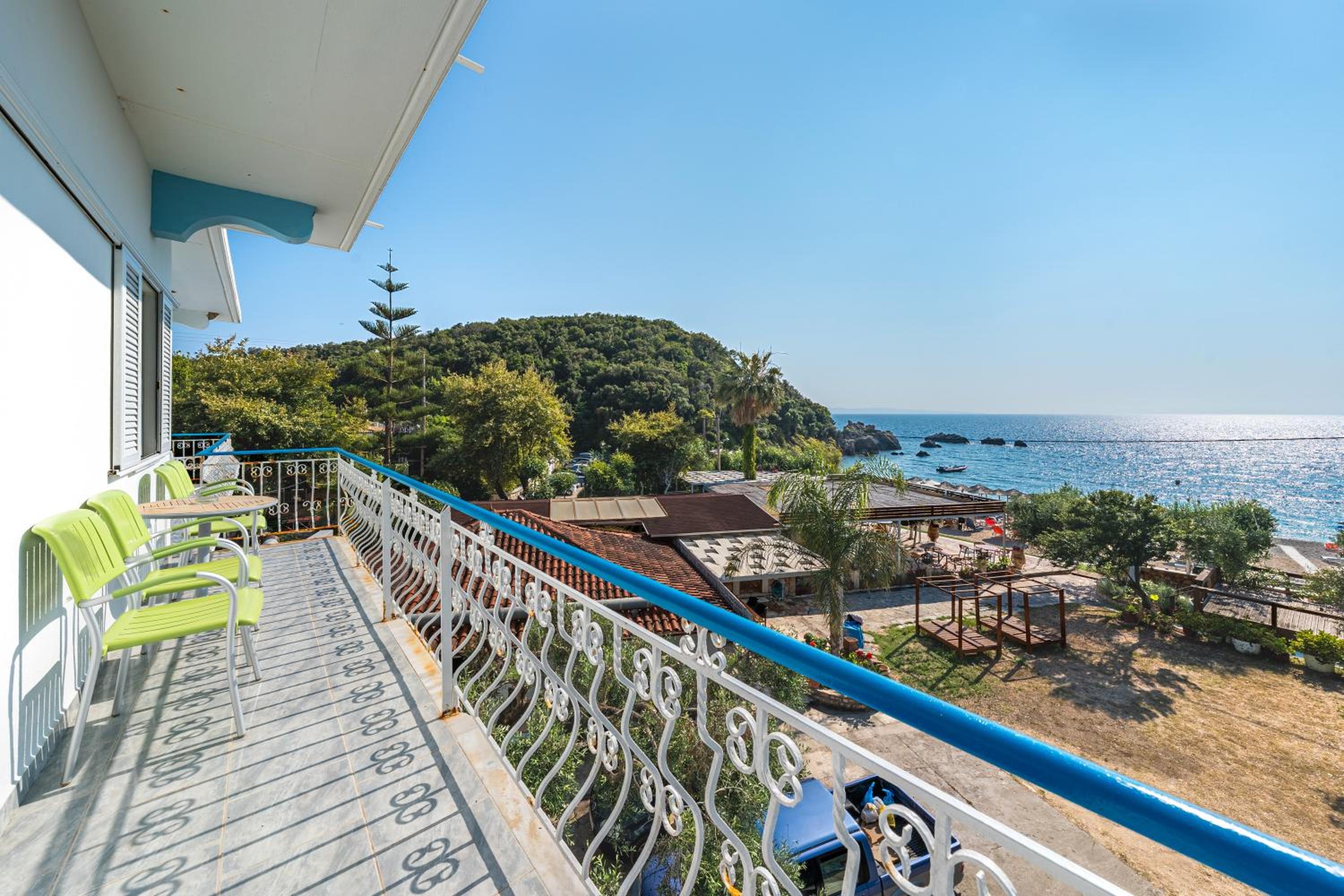 Superior One-Bedroom Apartment with Balcony photo 1