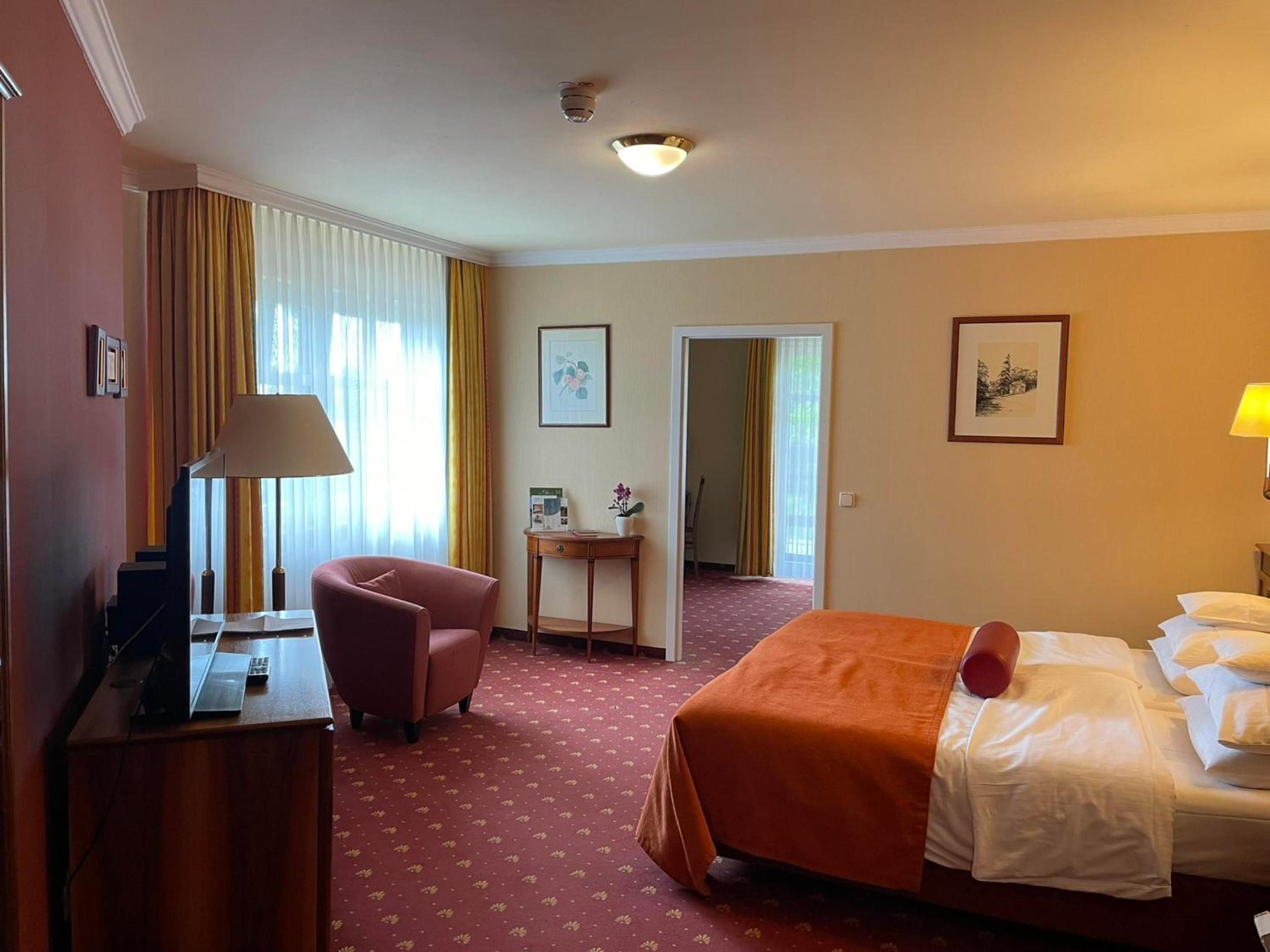 Deluxe Suite