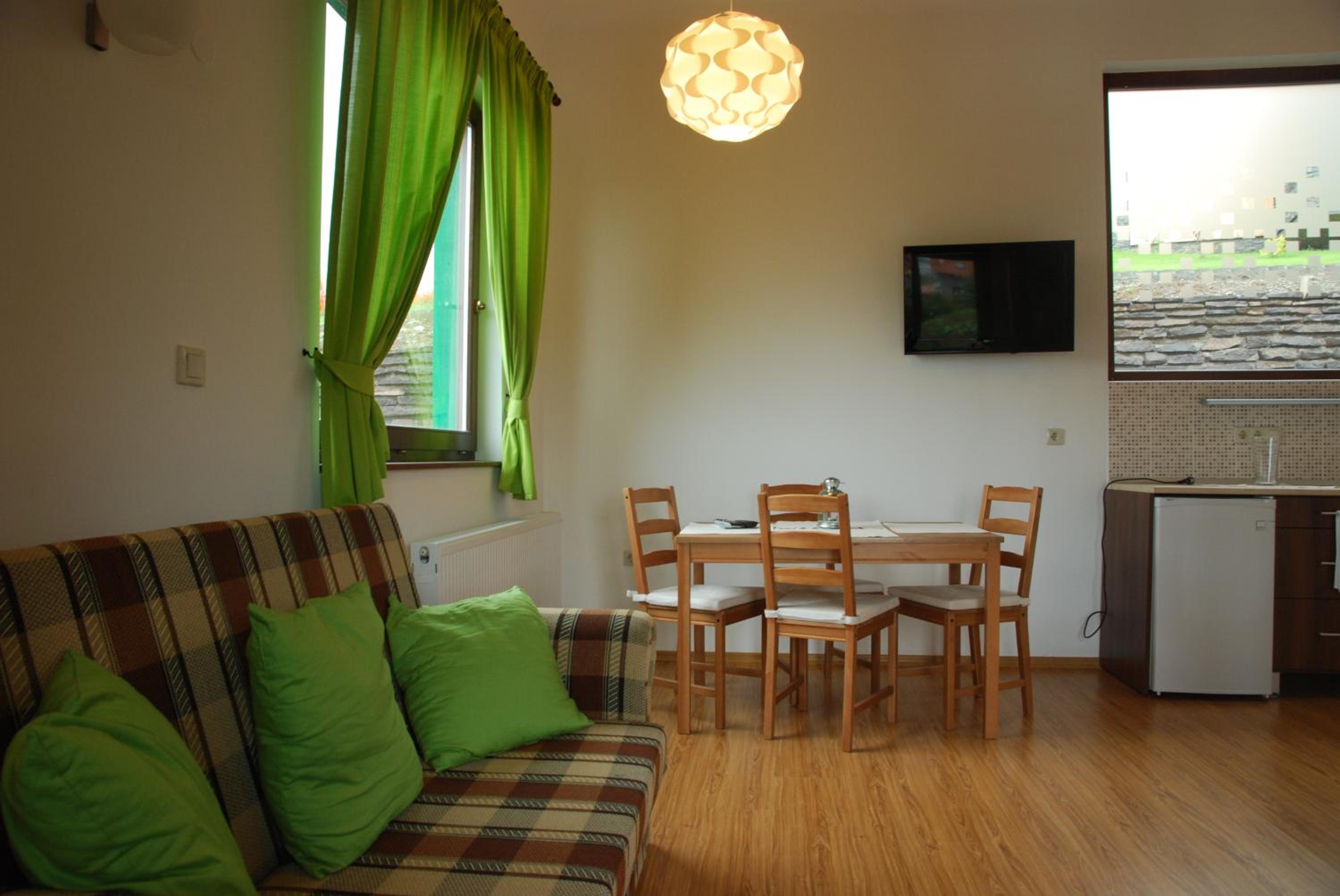 Bungalow (4 Adults) - Photo 8