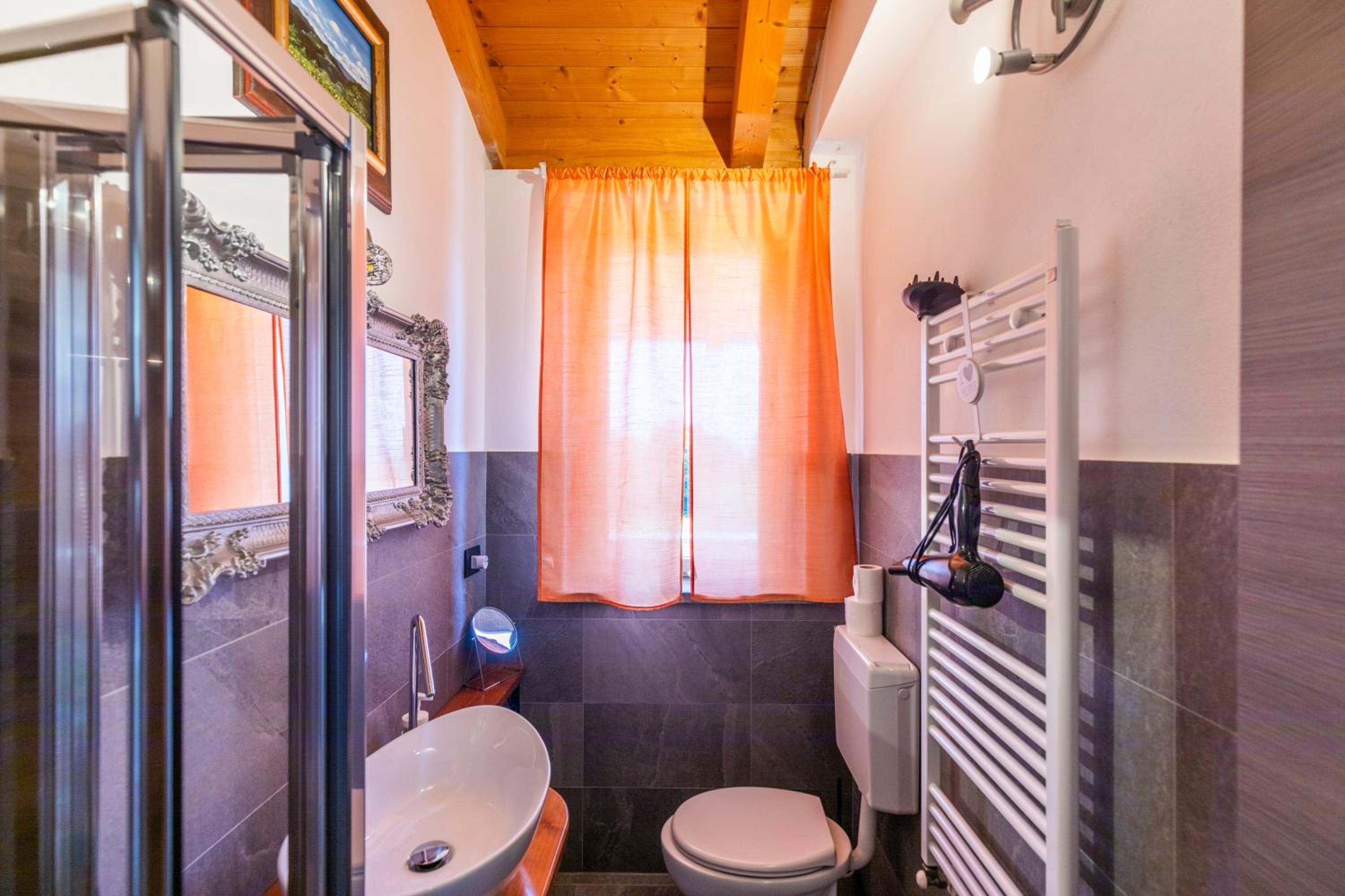 Double or Twin Room - Photo 1