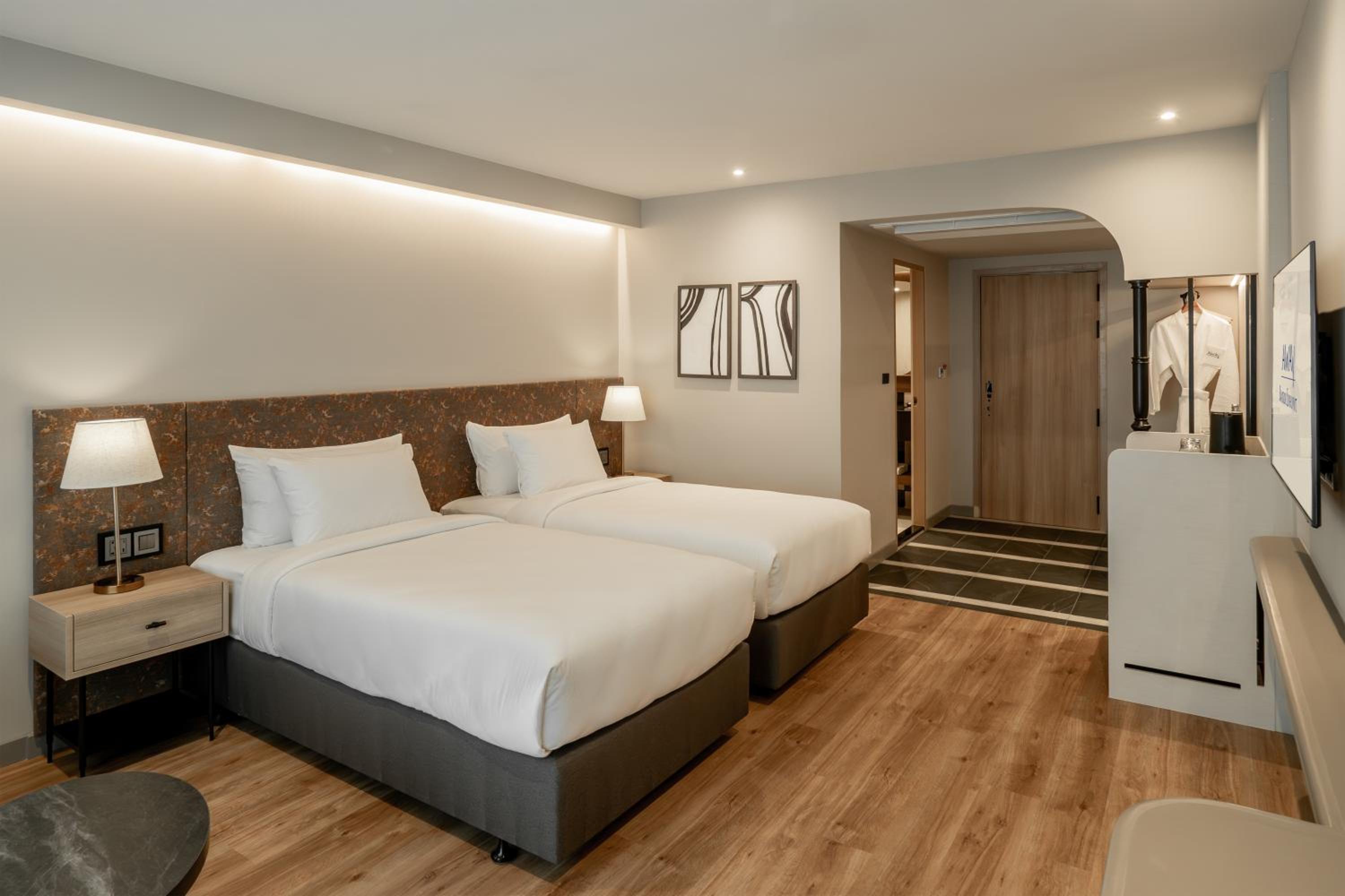 Deluxe Twin Room photo 1