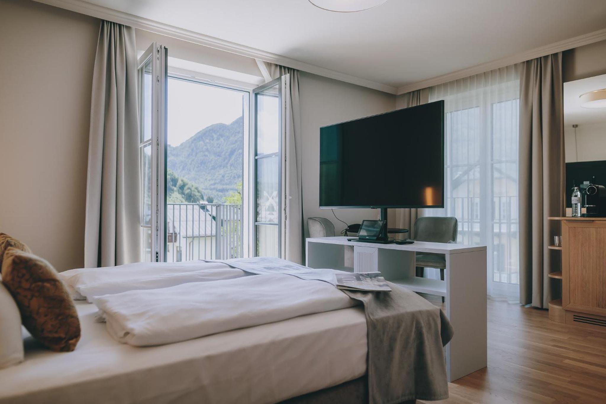 Superior Double Room with Balcony