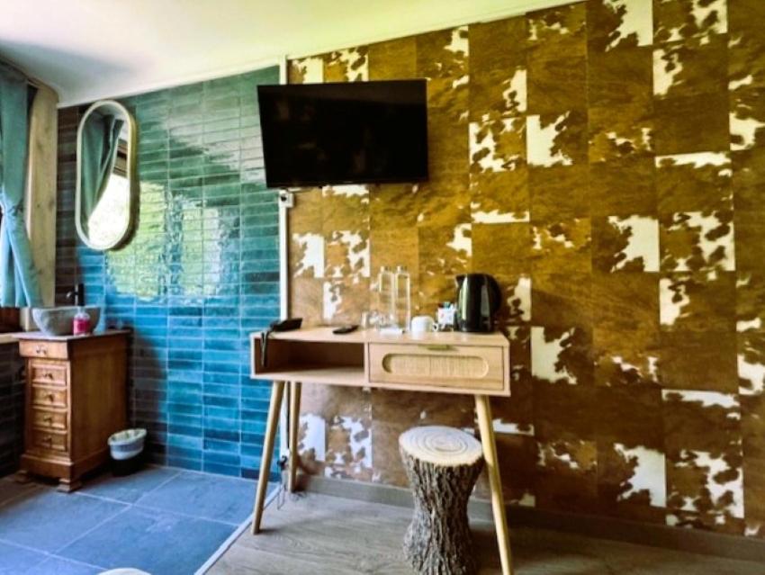 Small Single Room photo 2