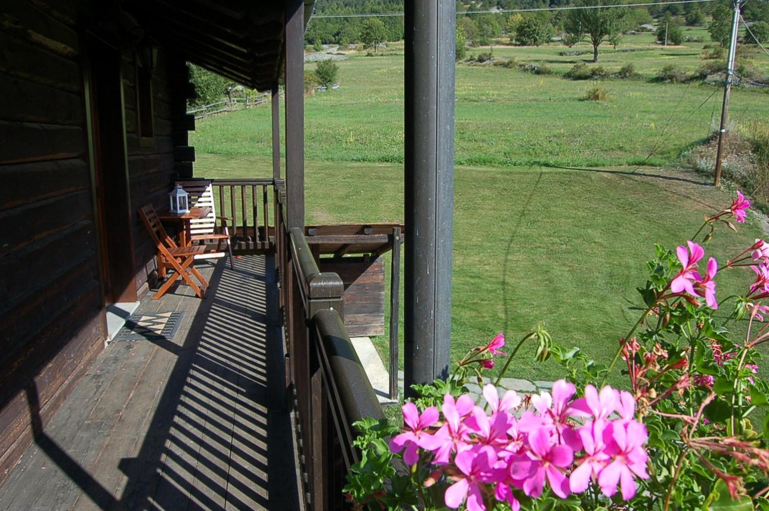 Studio with Balcony photo 2