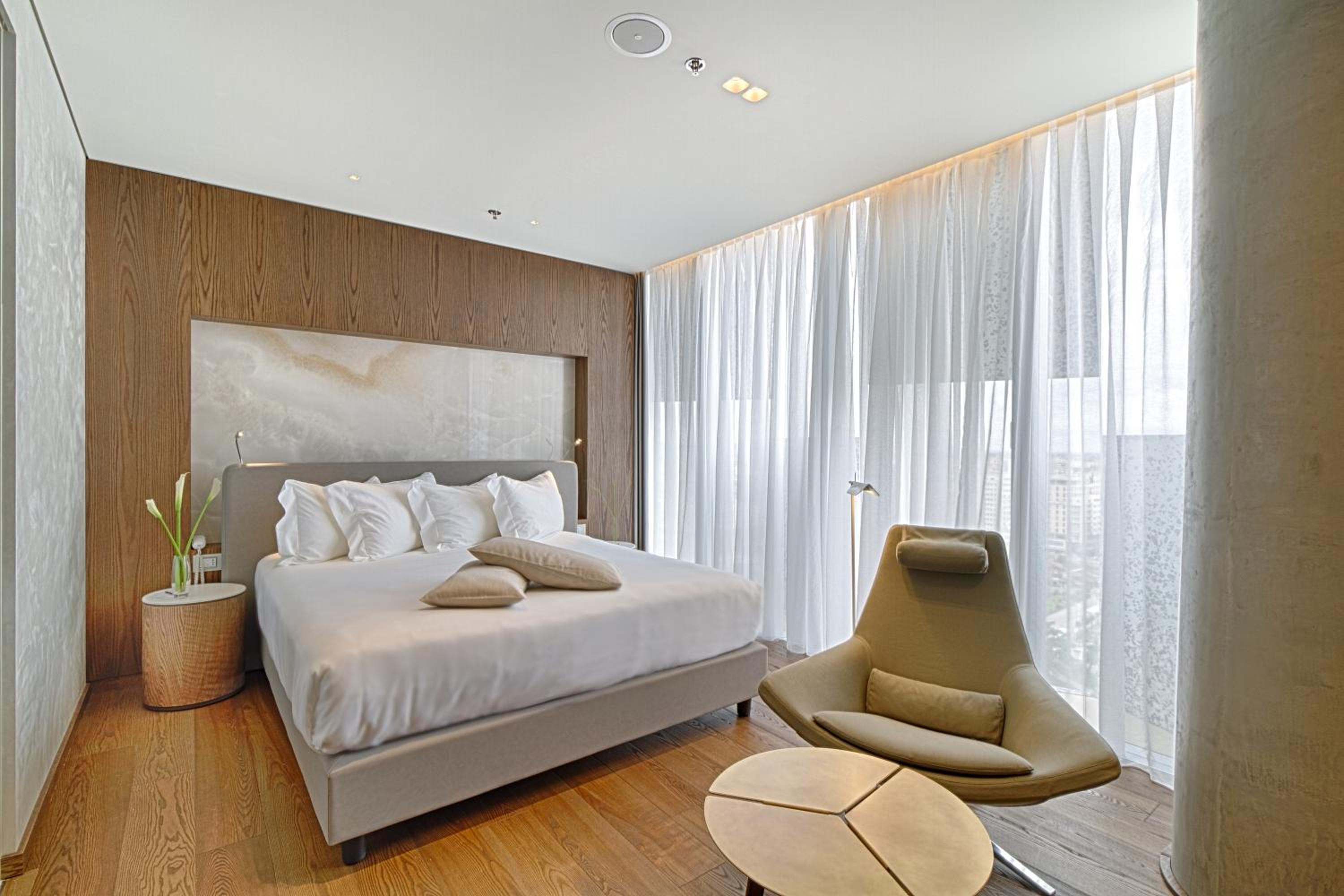 Double or Twin Room photo 3