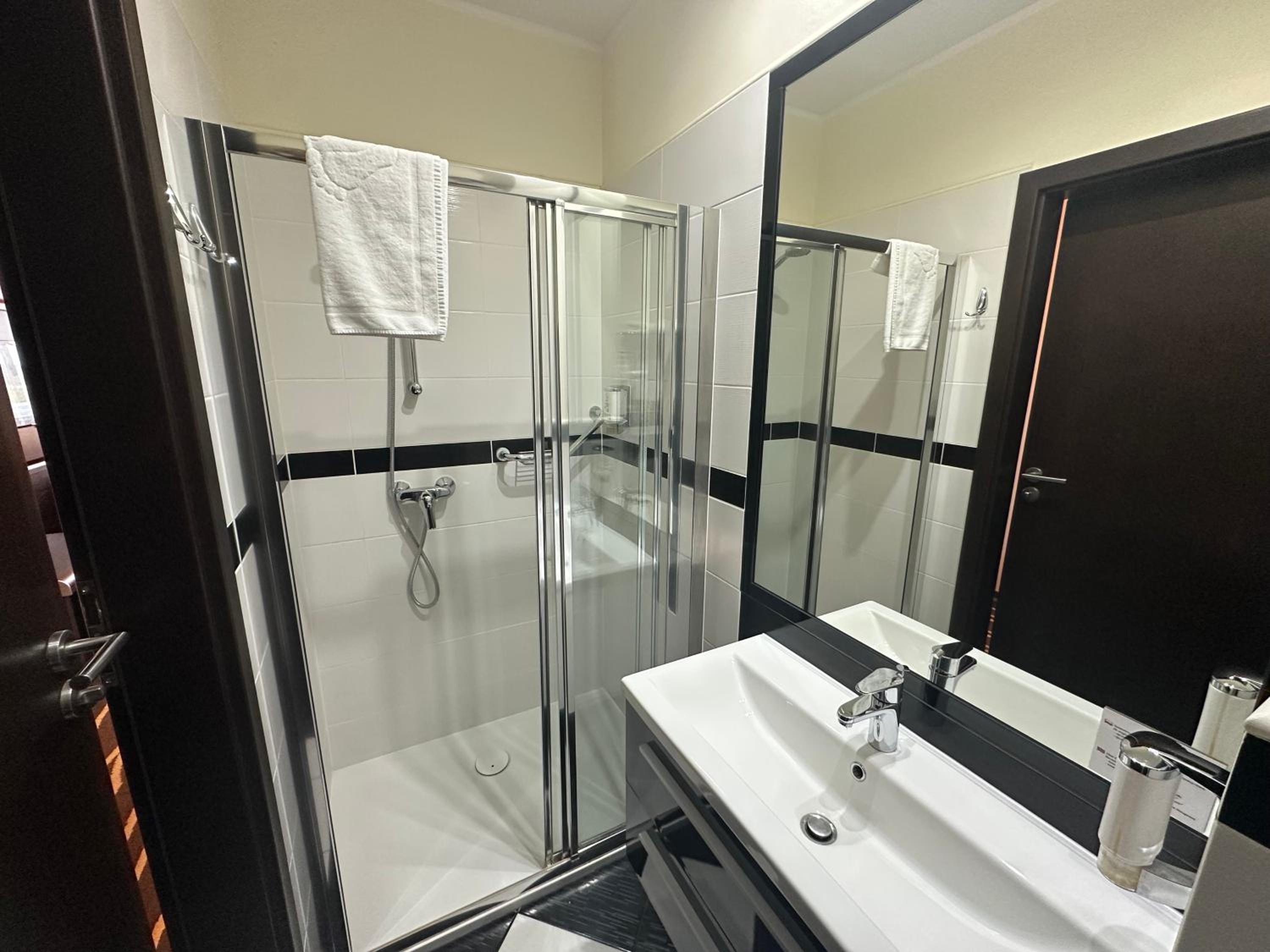 Standard Single Room photo 3