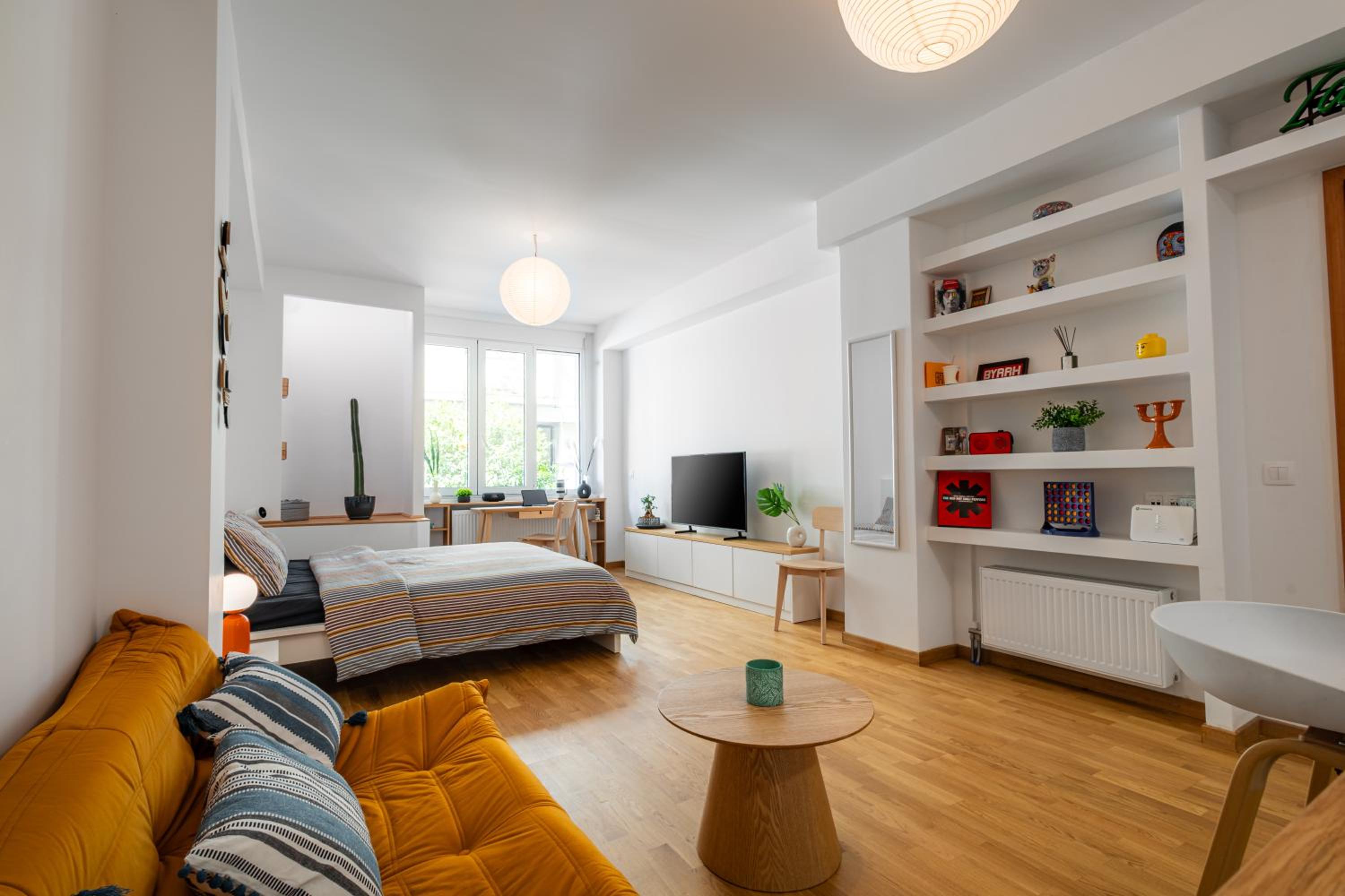 One-Bedroom Apartment