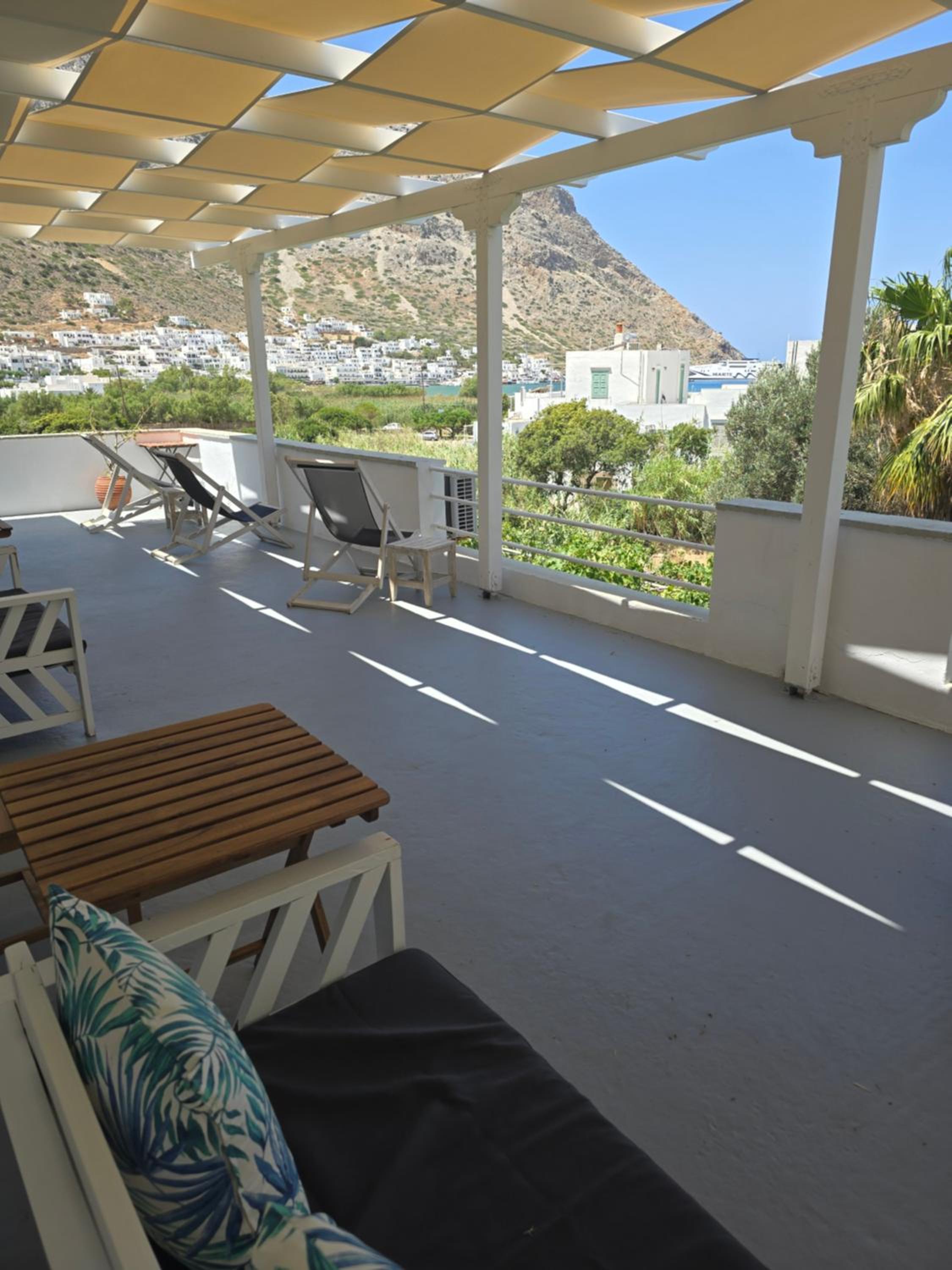 One-Bedroom Apartment with Sea View