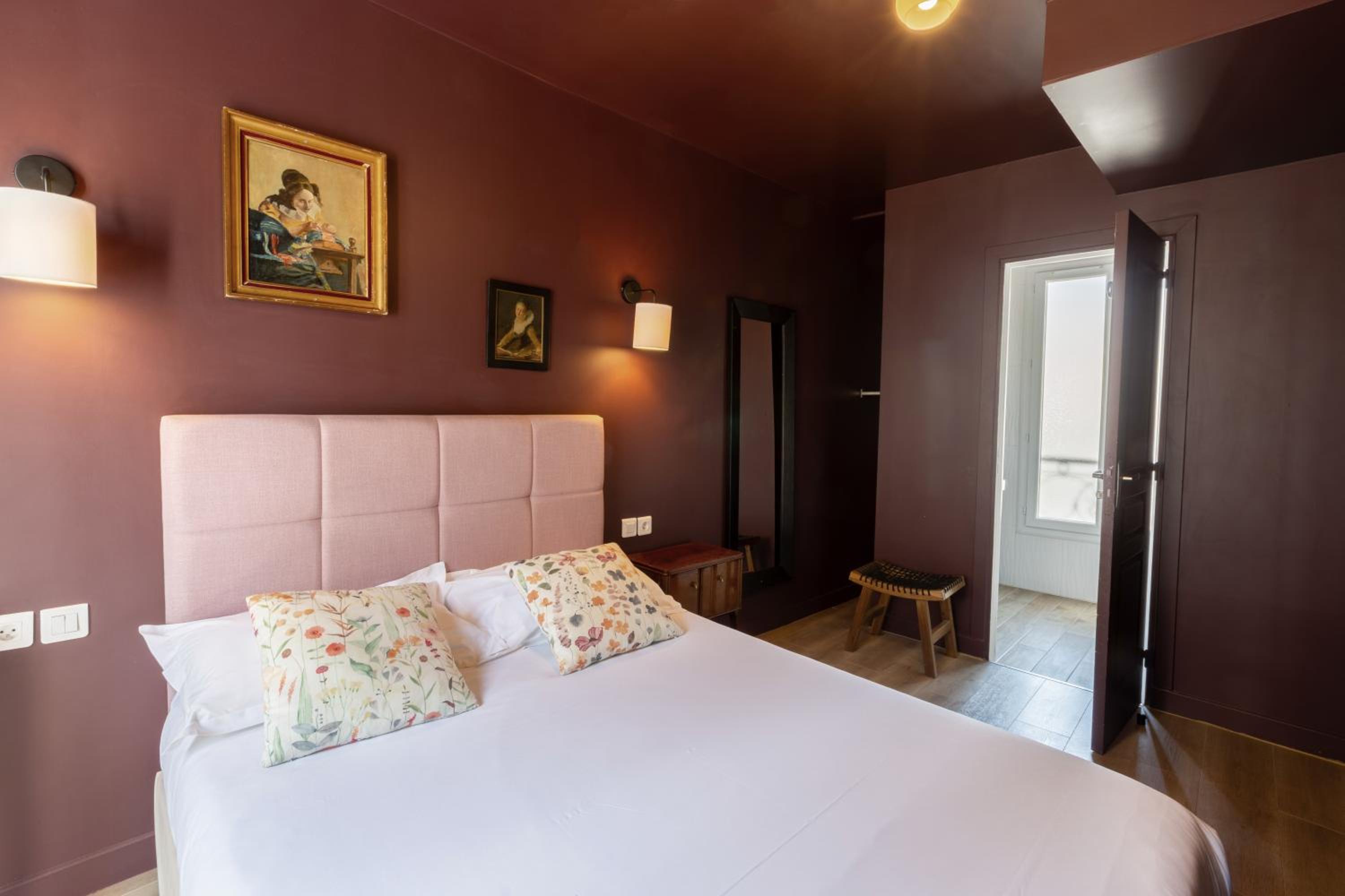 Deluxe Double Room photo 2