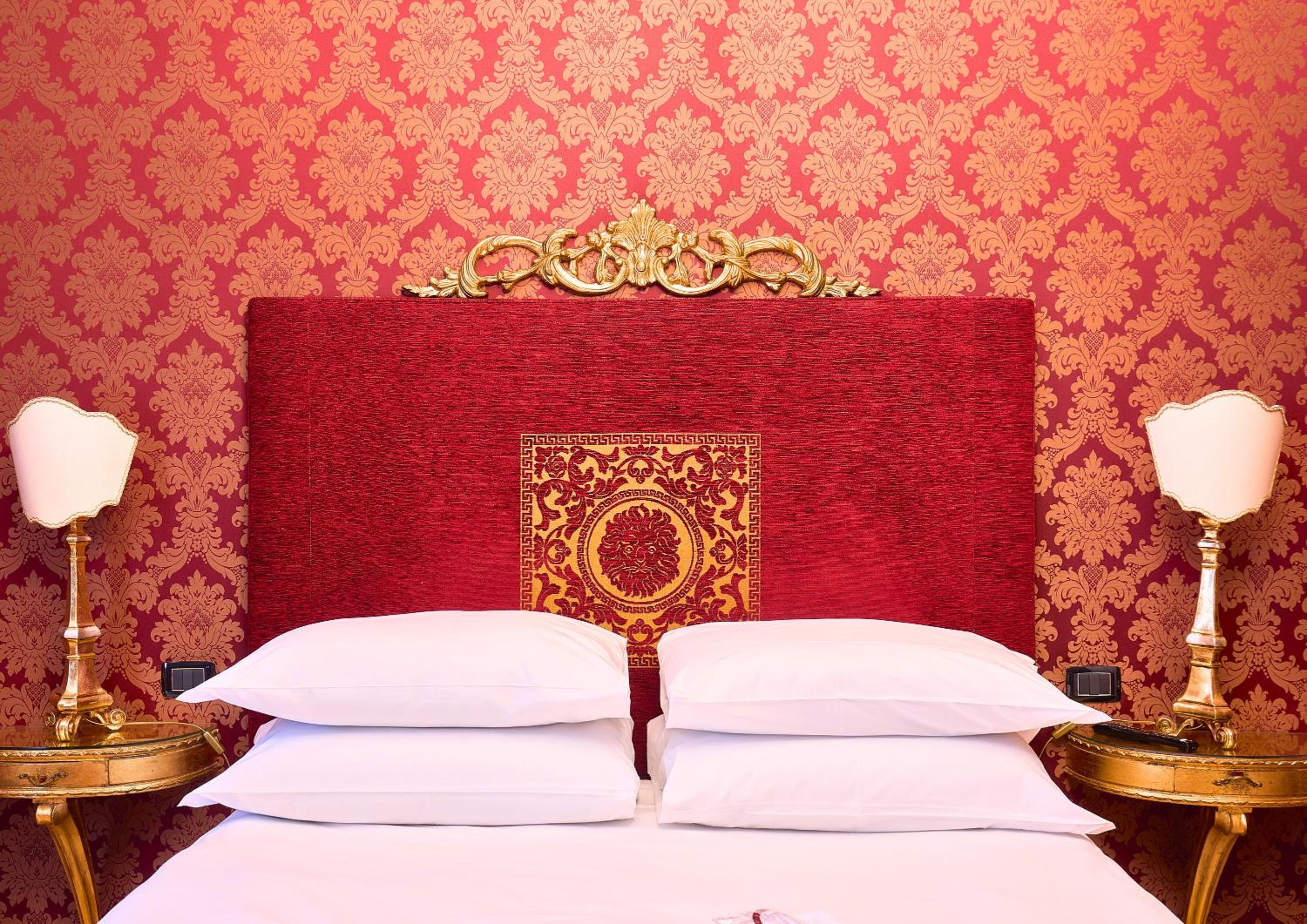 Deluxe Triple Room photo 2