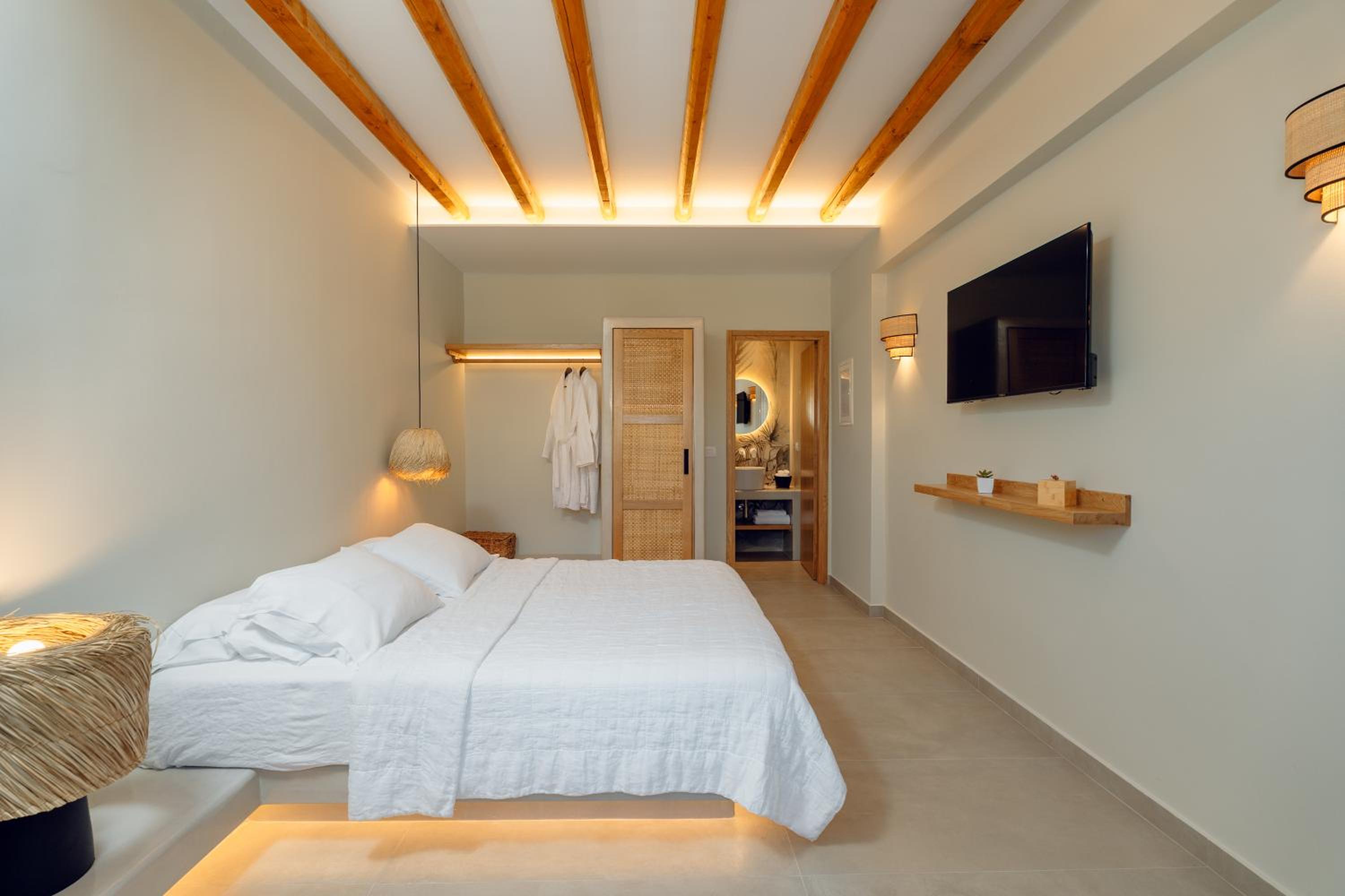 Luxury Triple Room photo 1