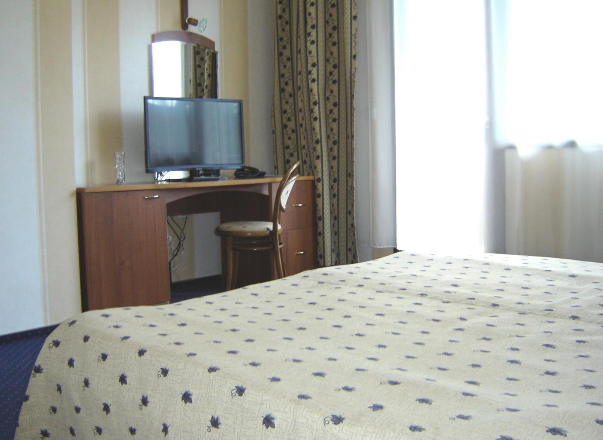 Triple Room - Photo 7