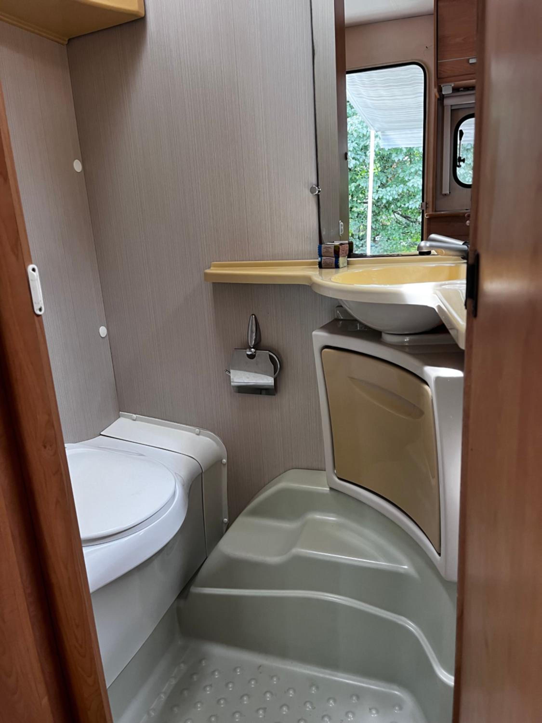 Caravan photo 3