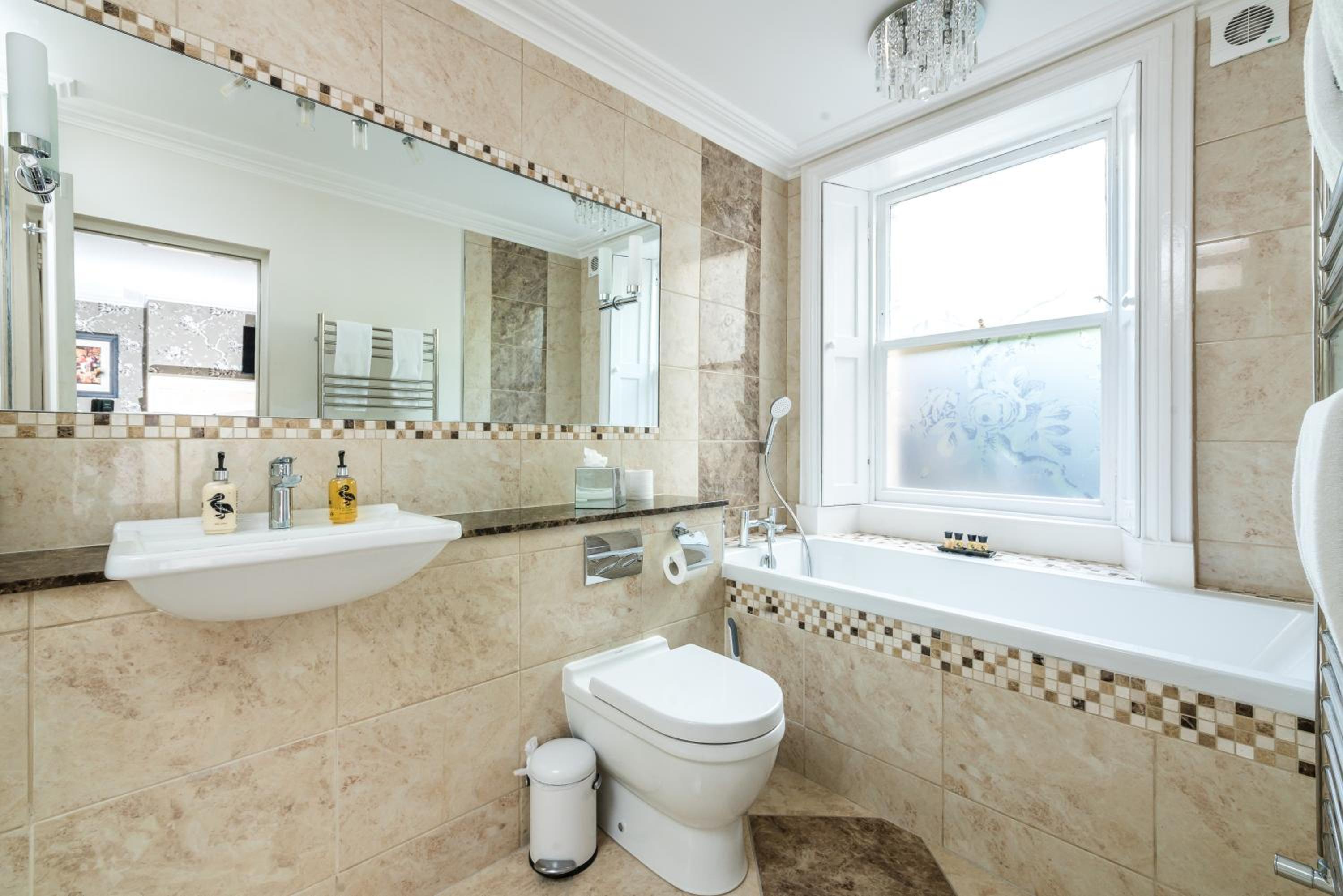Executive Double Room - Photo 4