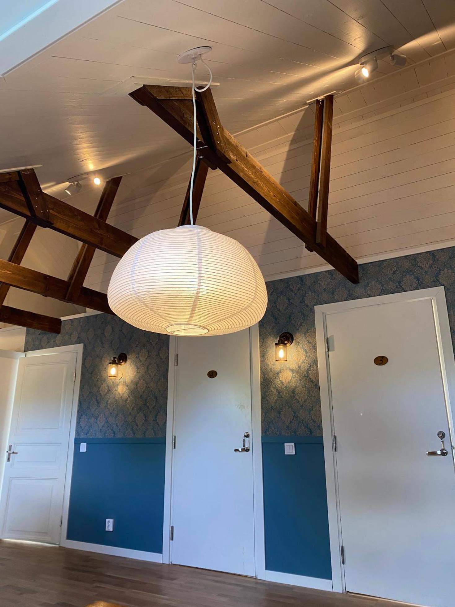 Double or Twin Room with Shared Bathroom photo 1