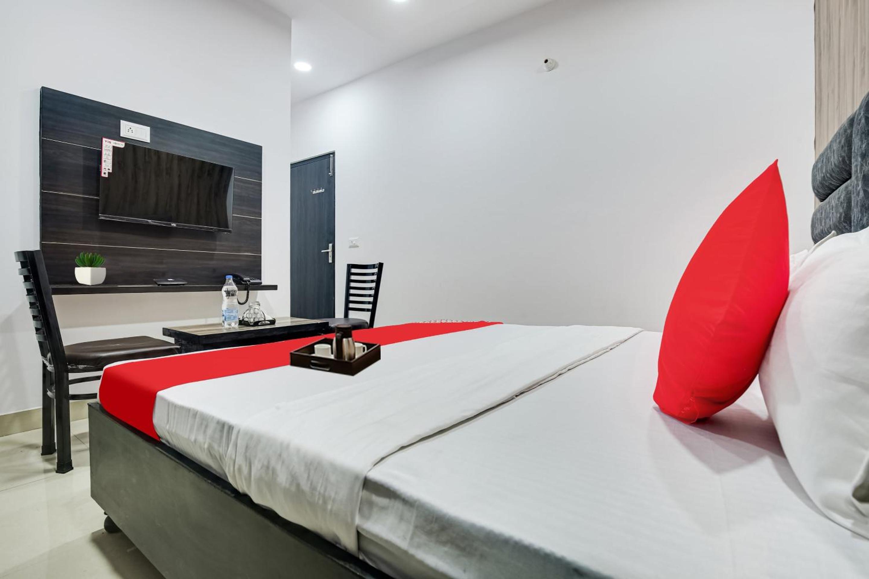 Deluxe Triple Room photo 3