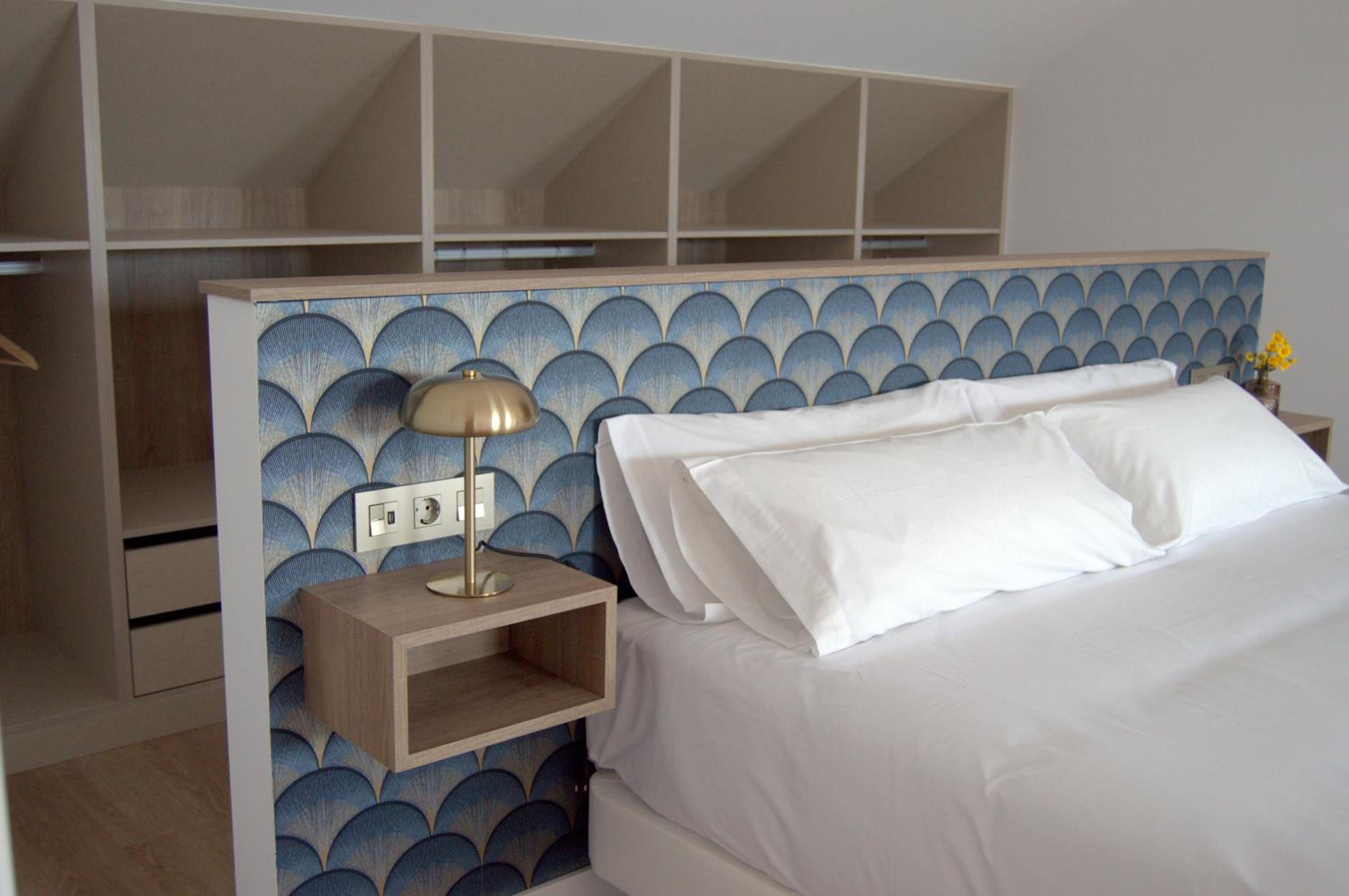 Deluxe Suite with Spa Bath photo 1