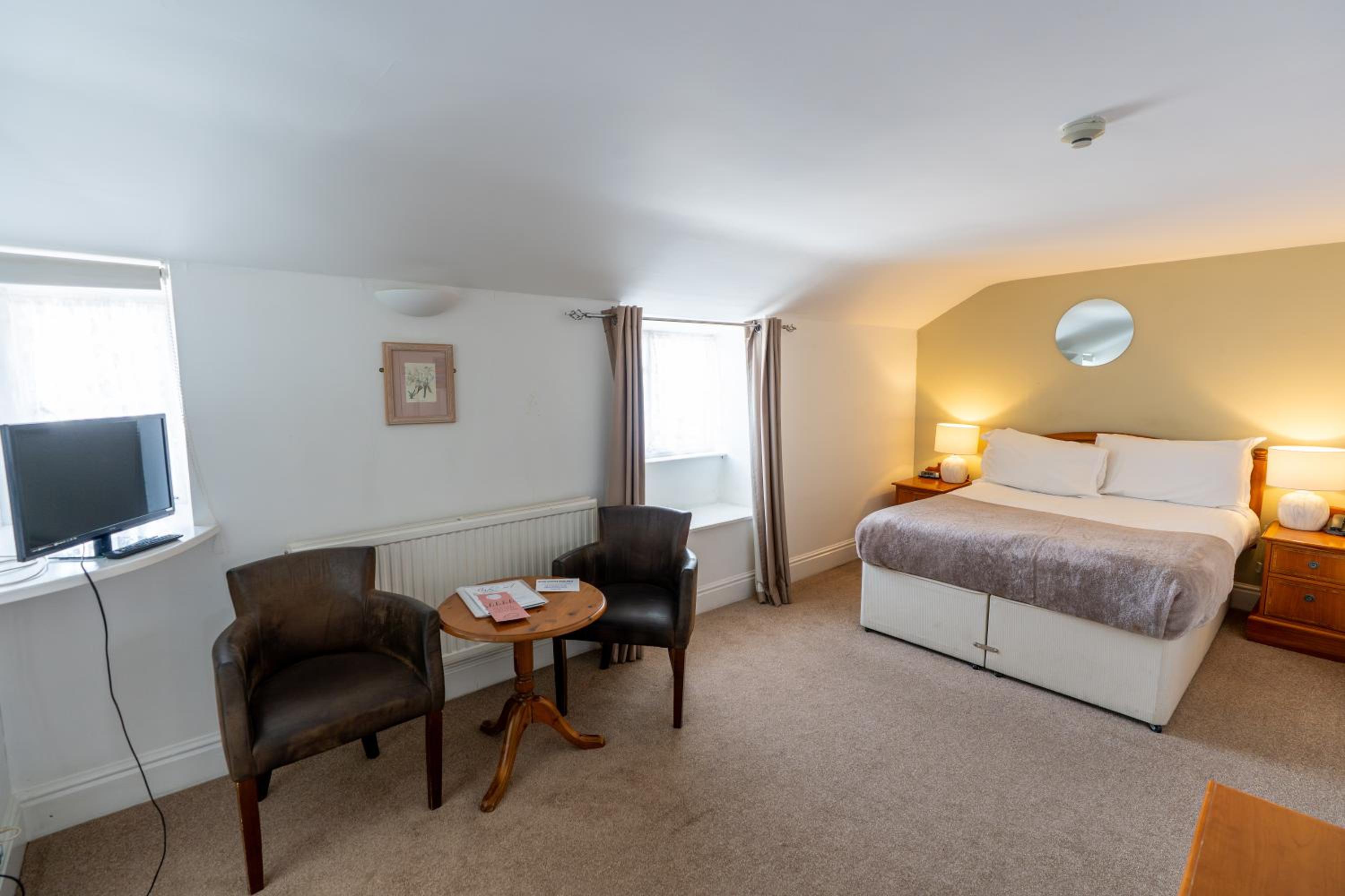 Double Room - Photo 3