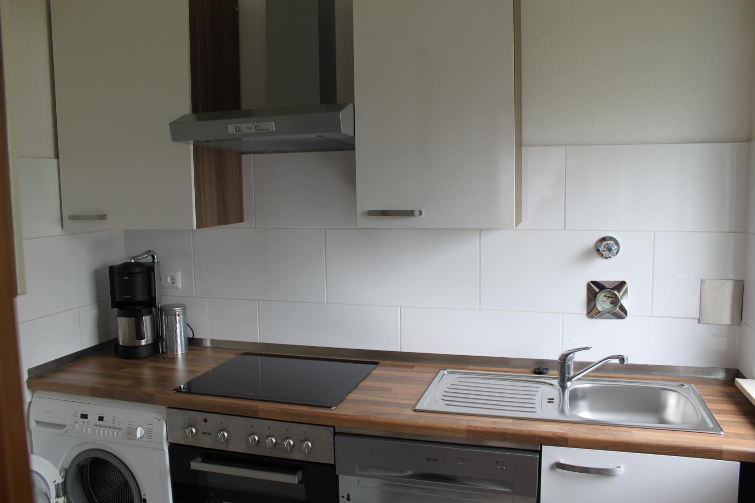 One-Bedroom Apartment - Ground Floor photo 2
