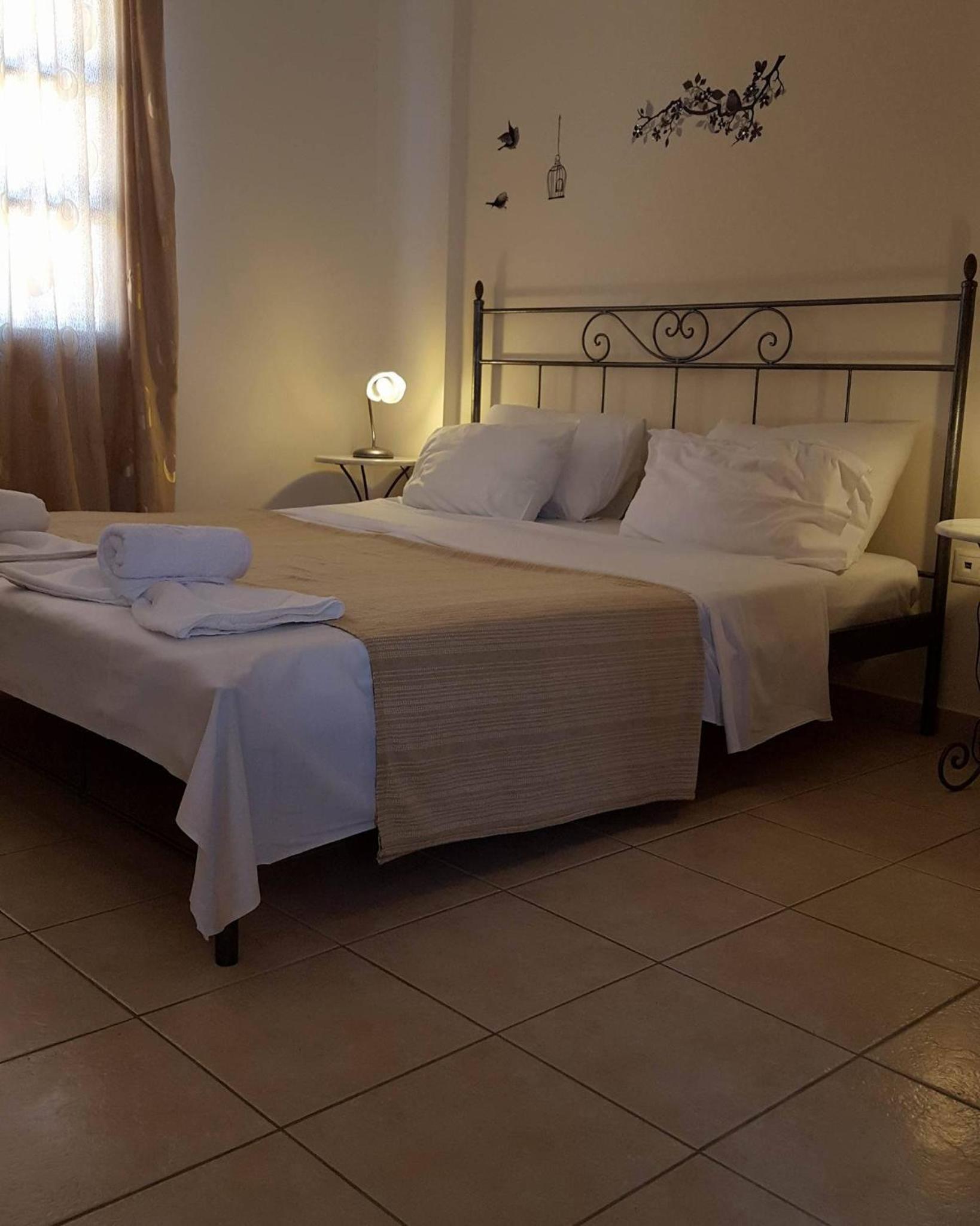 Junior Suite with Sea View (2 Adults) - Photo 1